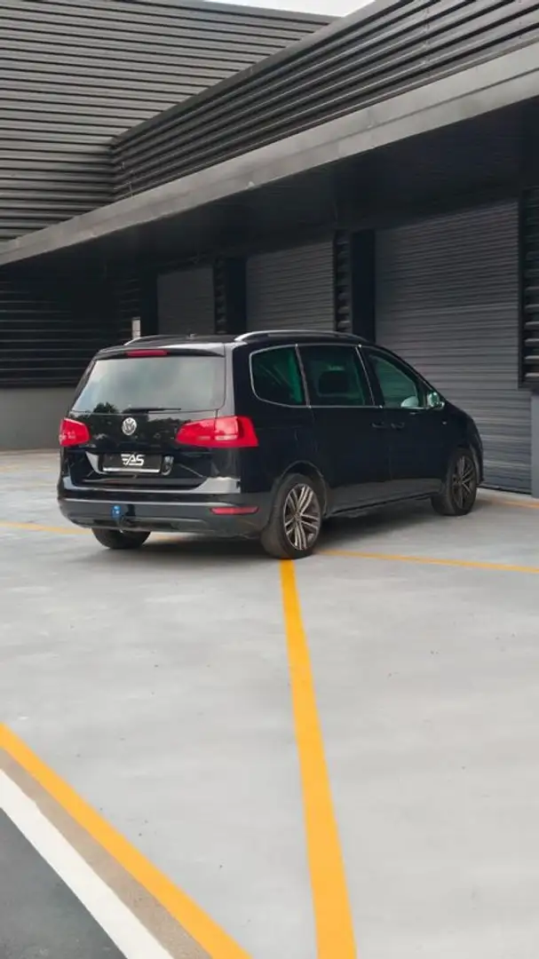 Volkswagen Sharan 2.0 TDI 177cv Advance BlueMotion Tech Negro - 2