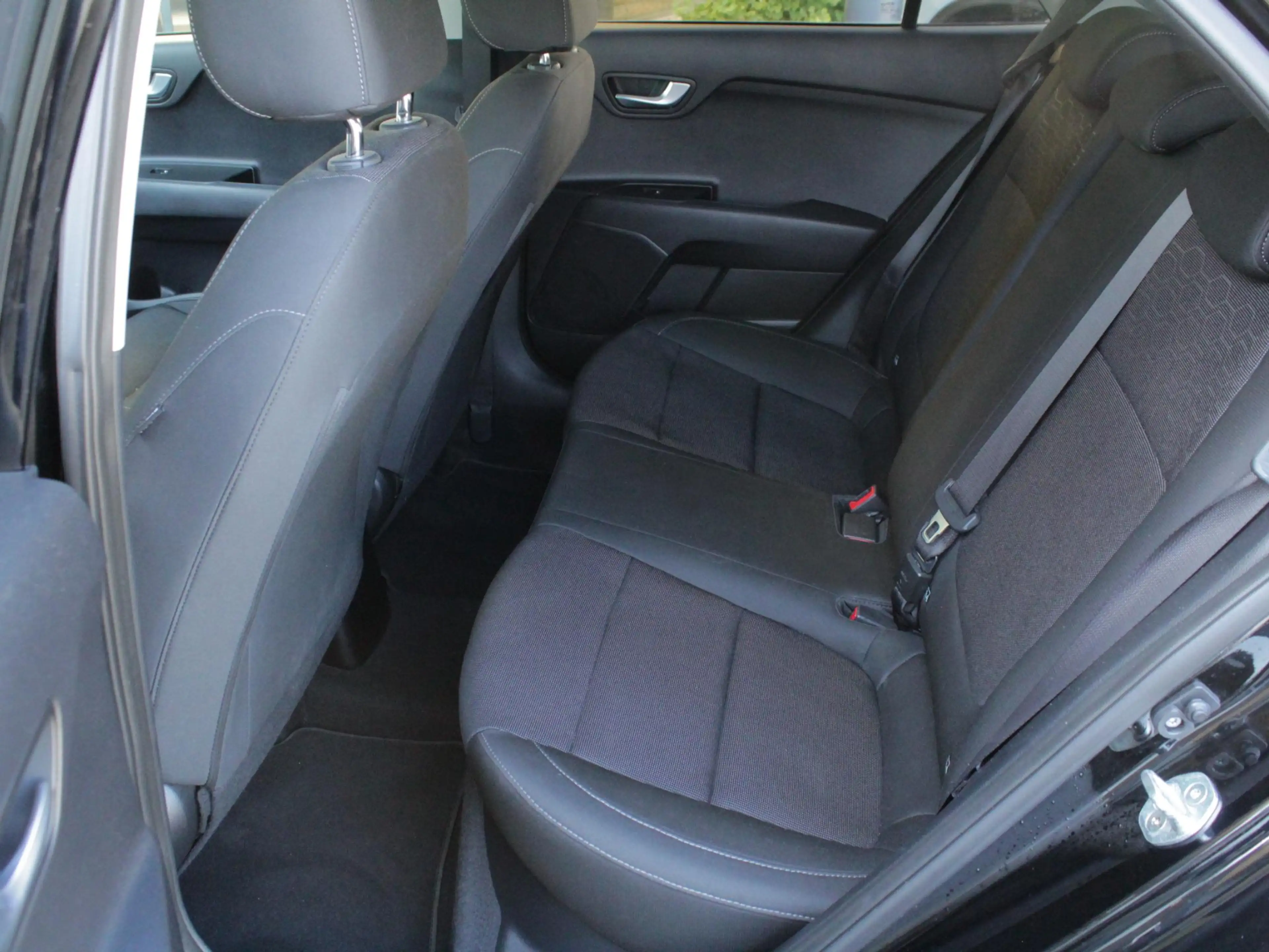 Kia Rio 1.0 TGDI DynamicLine | Navi | Camera | Clima | Par — photo 8