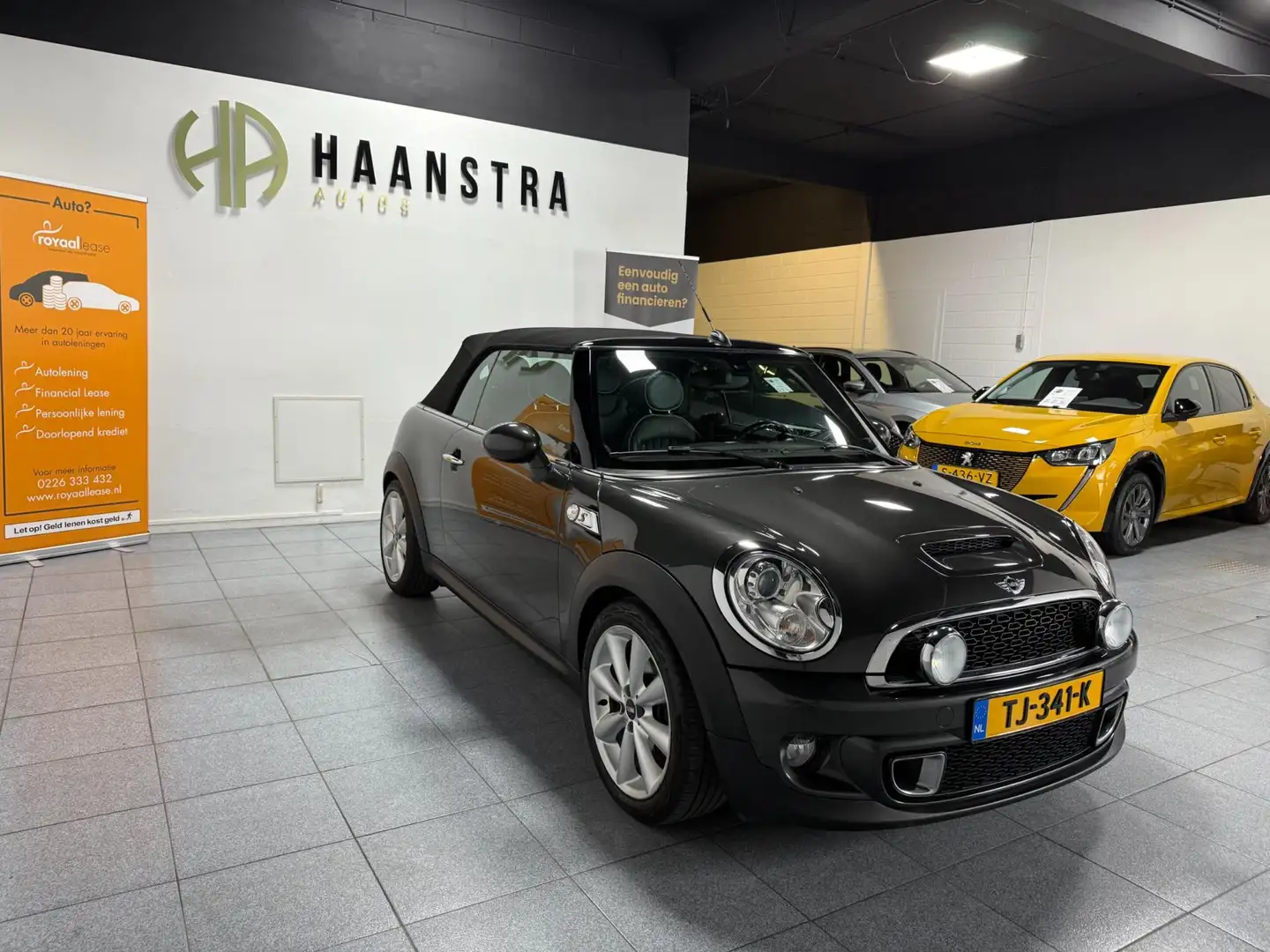 MINI Cooper S Cabrio Mini 1.6 Cabrio Leder Int, Navigatie APK 28-07-202 Grijs - 1