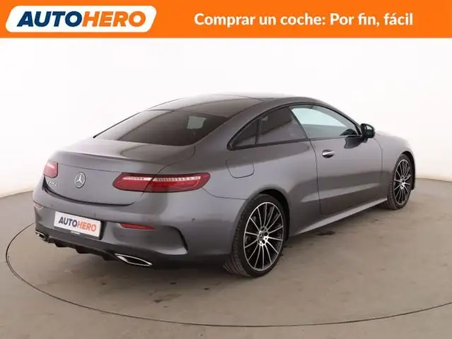 Mercedes-Benz E-Class view 6