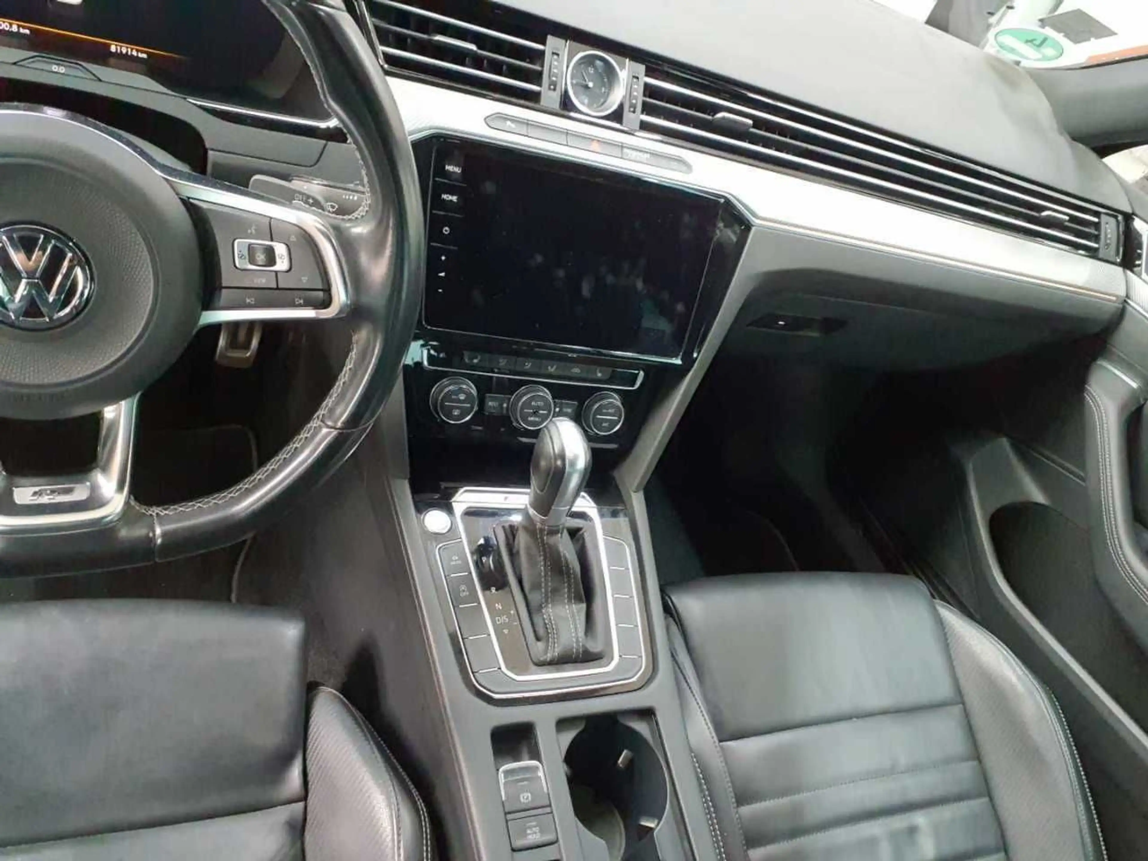 Volkswagen Passat Variant Passat 4Motion 2.0 TDI DSG Highline LED Navi PDC — photo 6