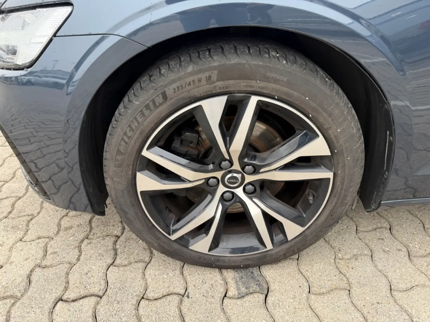 Volvo V60 B4 Plus Dark Leder Digitales Cockpit Memory Sitze Blau - 2