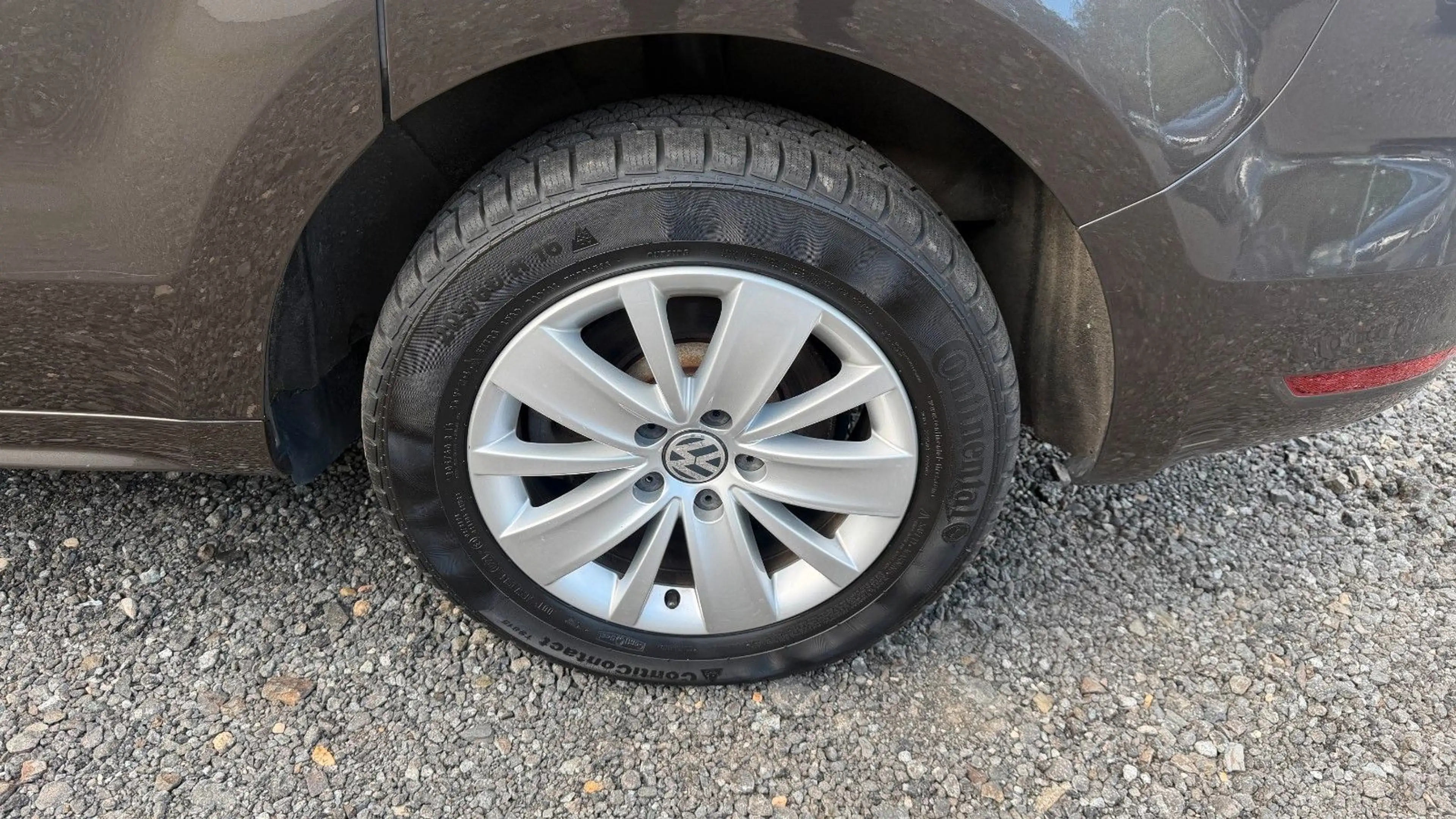 Volkswagen Sharan 7-Sitzer 1-Hand Navi Sitzheizung 2xPDC — photo 9