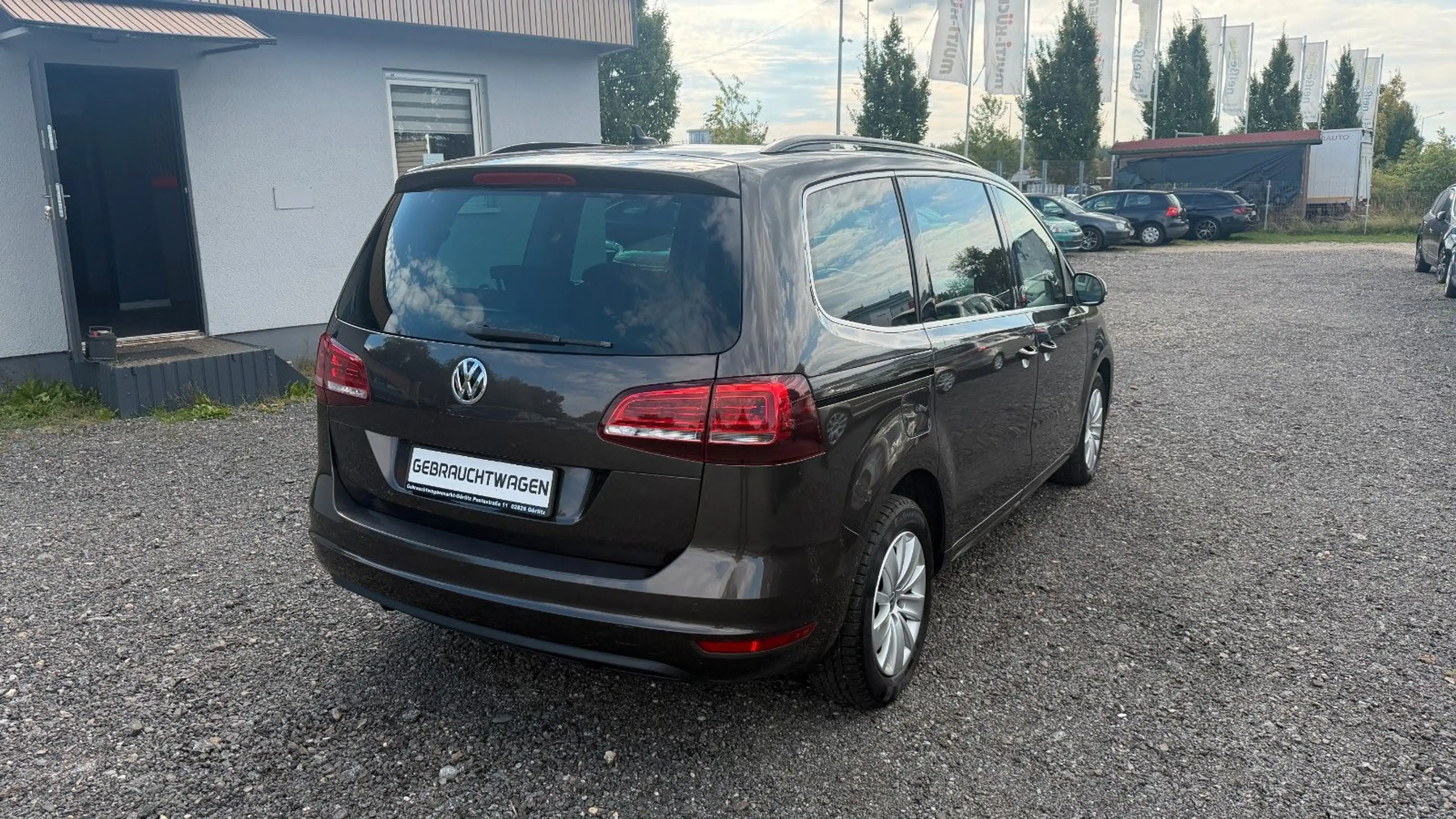 Volkswagen Sharan 7-Sitzer 1-Hand Navi Sitzheizung 2xPDC — photo 5
