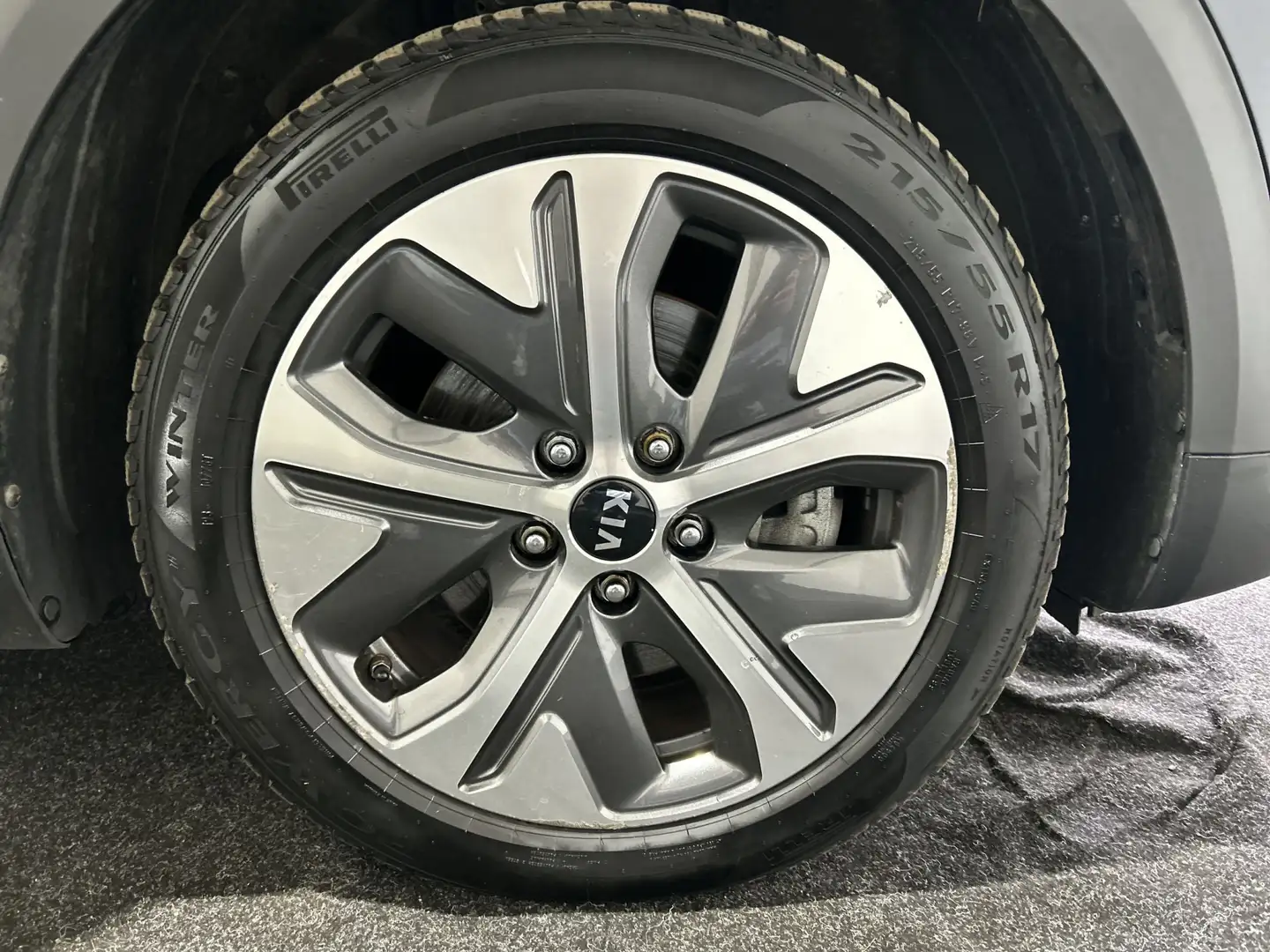 Kia e-Niro DynamicLine 64 kWh | Voorstoel verwamd | Cruise co Blau - 2