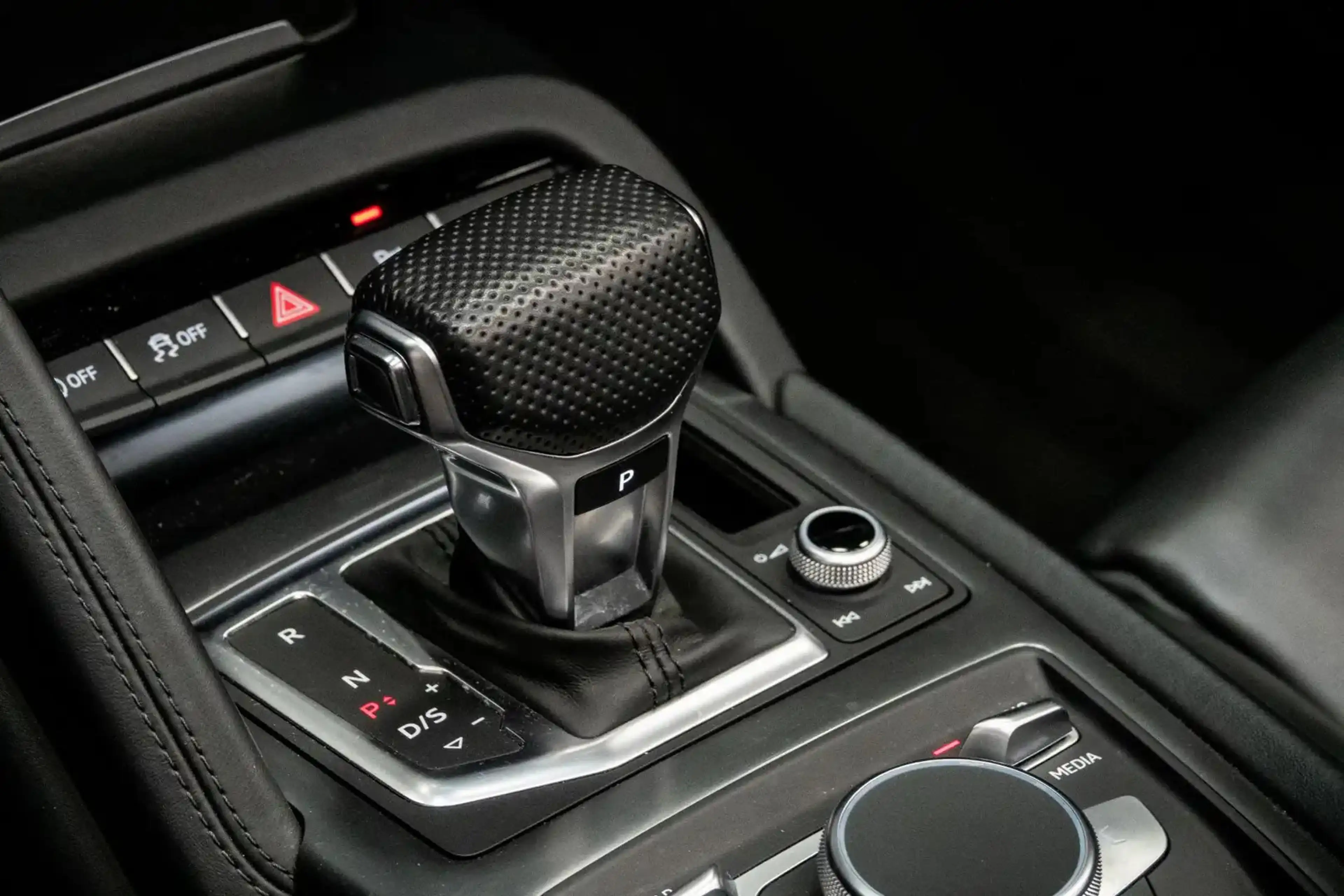 Audi R8 Spyder 5.2 performance quattro *Keramisch / Magnet — photo 49