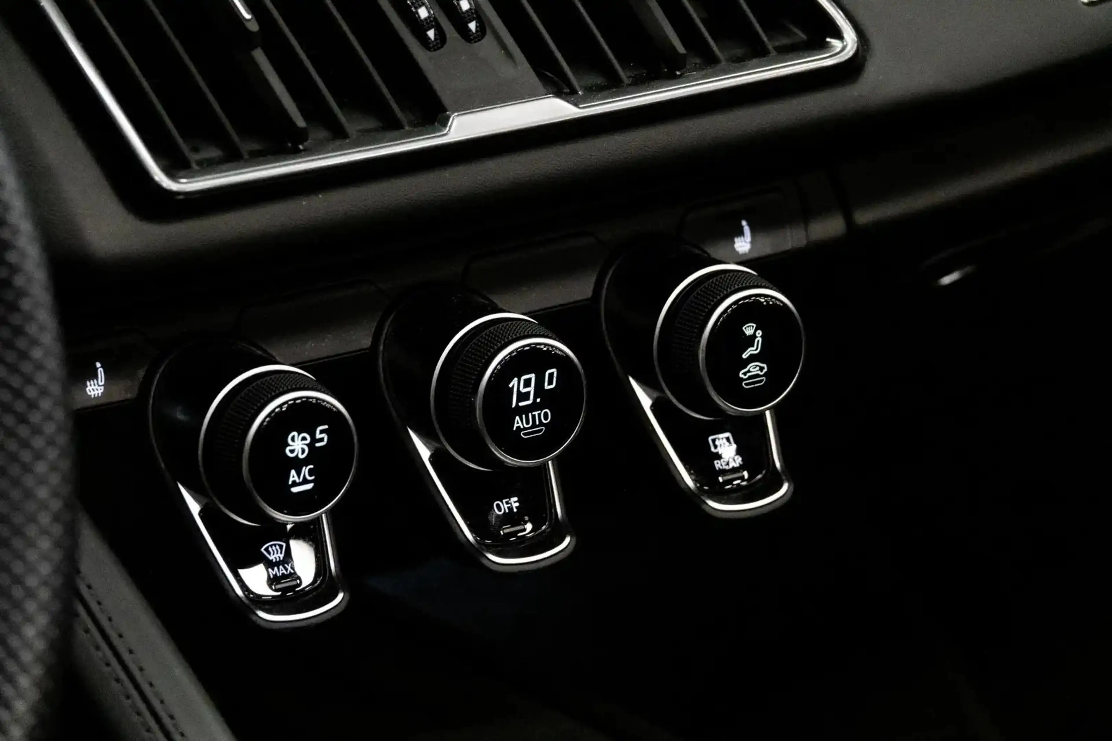 Audi R8 Spyder 5.2 performance quattro *Keramisch / Magnet — photo 45
