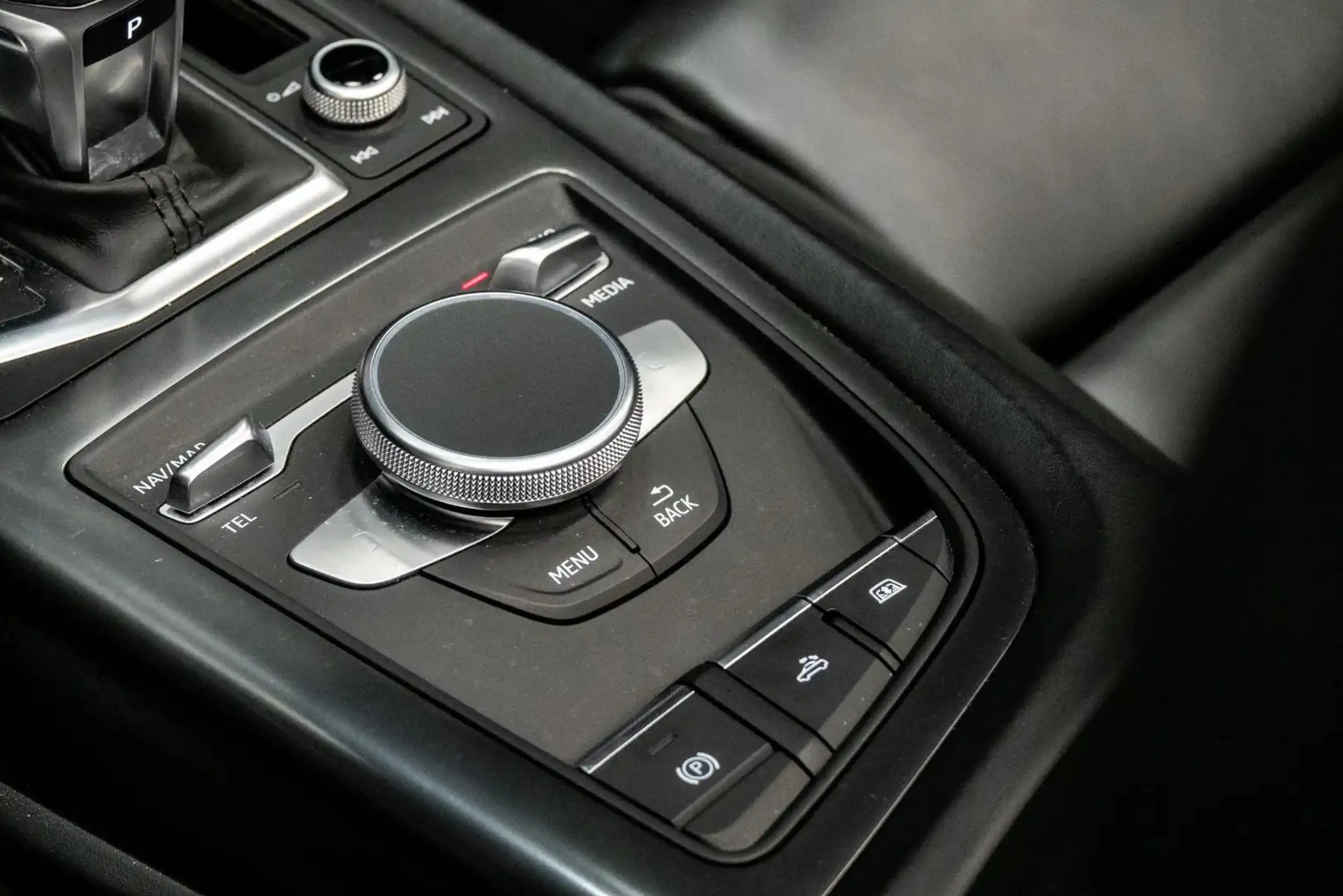 Audi R8 Spyder 5.2 performance quattro *Keramisch / Magnet — photo 30