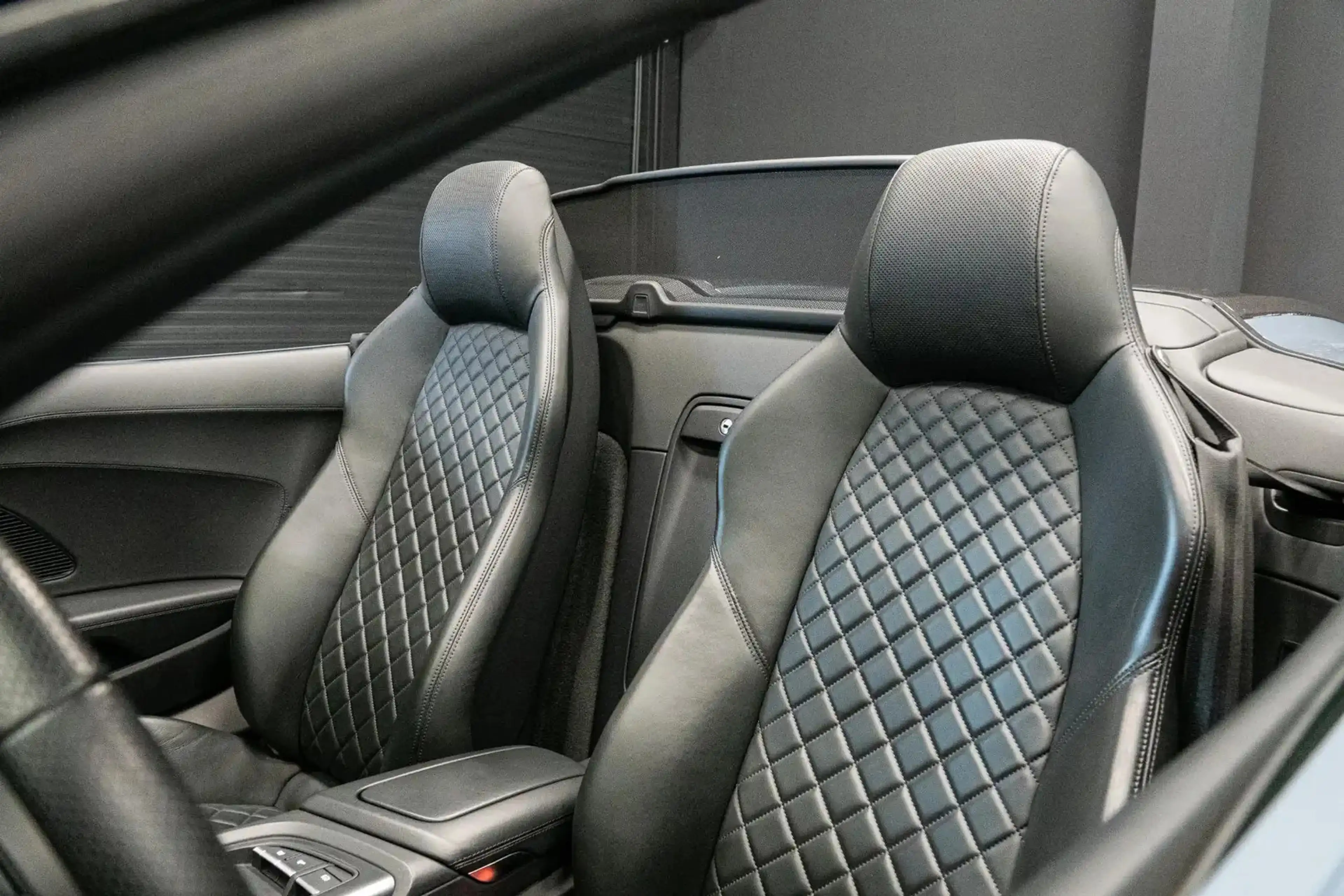 Audi R8 Spyder 5.2 performance quattro *Keramisch / Magnet — photo 21