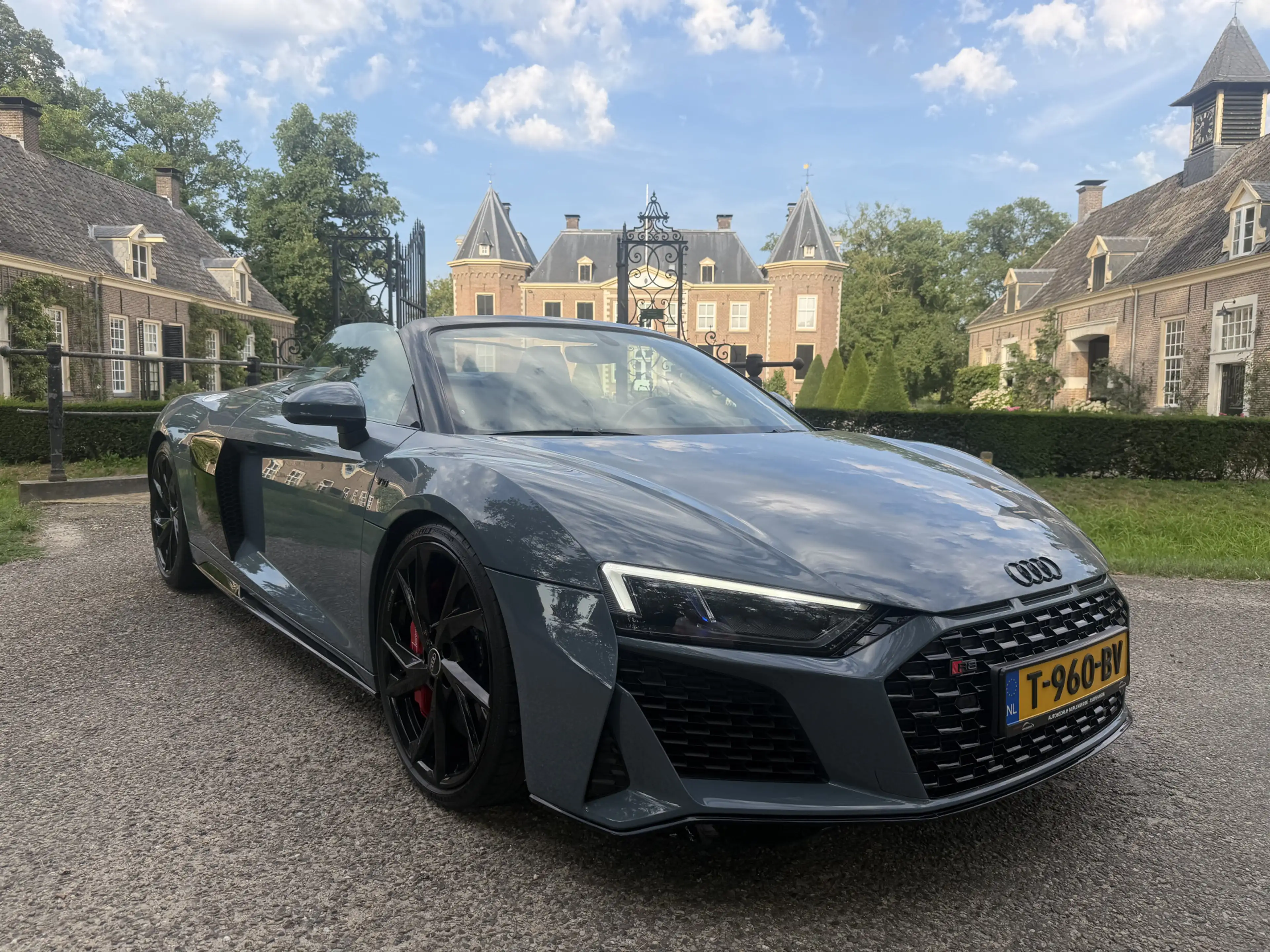 Audi R8 Spyder 5.2 performance quattro *Keramisch / Magnet — photo 34