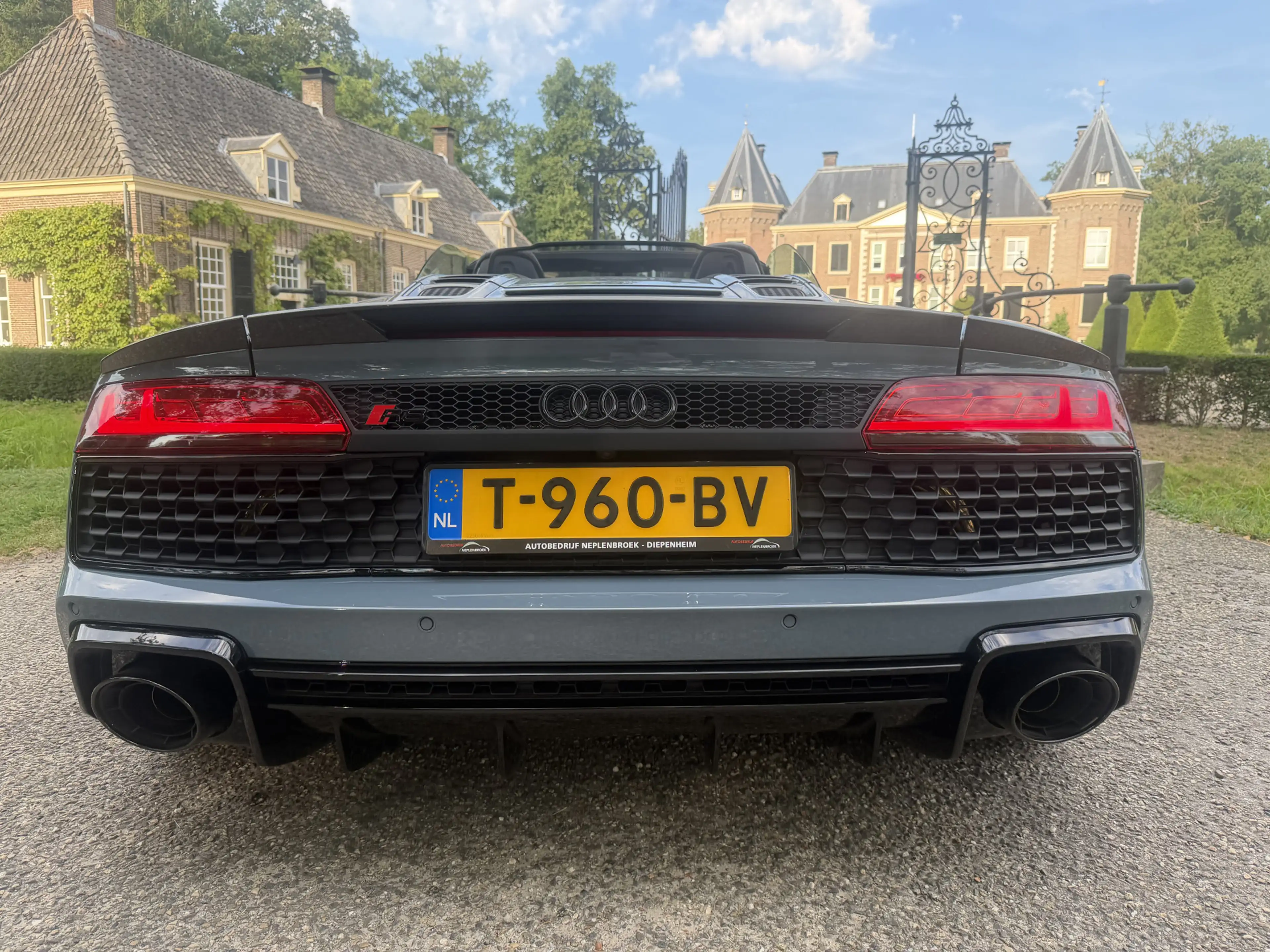 Audi R8 Spyder 5.2 performance quattro *Keramisch / Magnet — photo 32