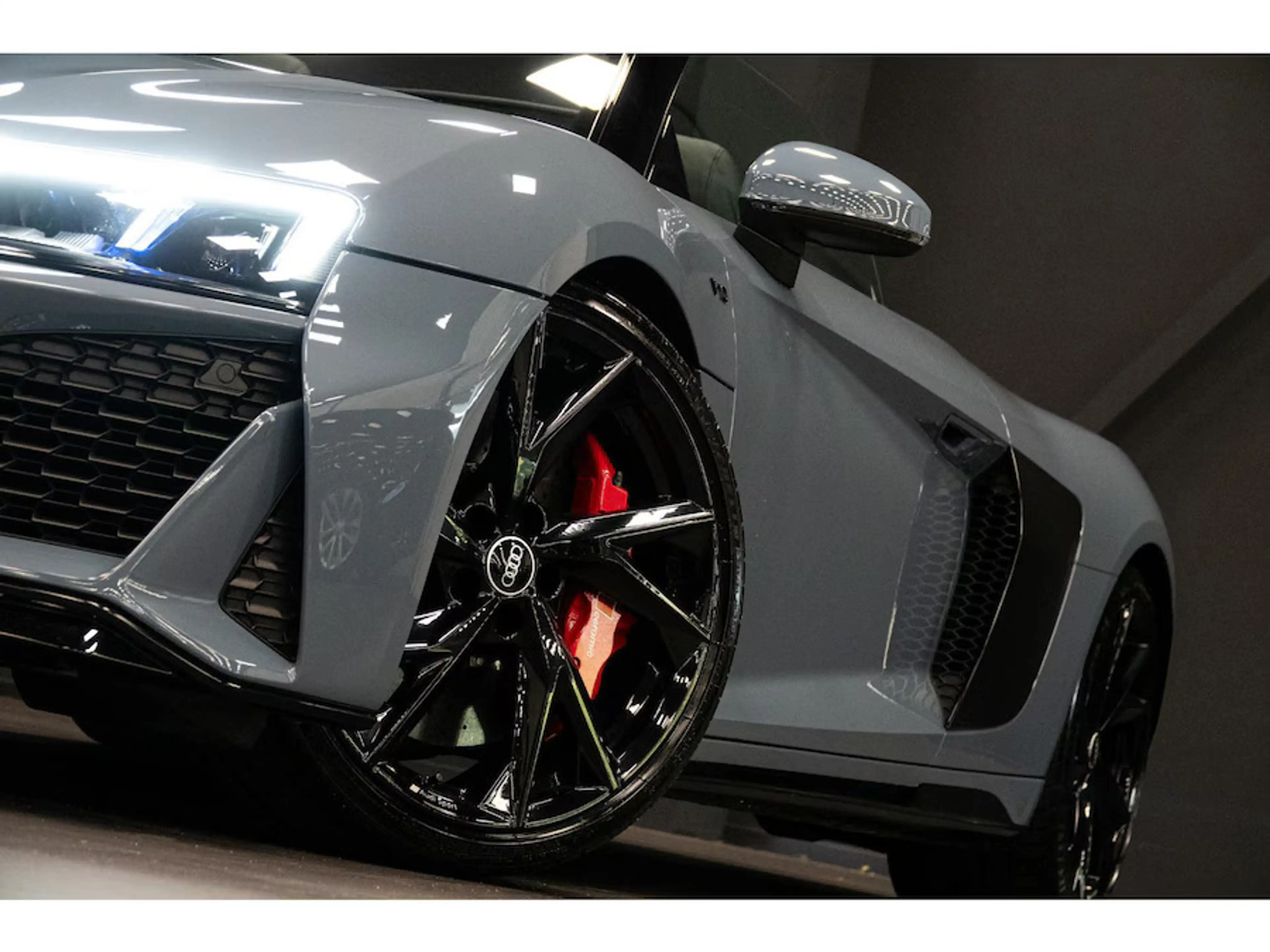 Audi R8 Spyder 5.2 performance quattro *Keramisch / Magnet — photo 6