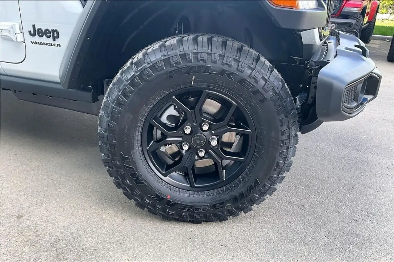 Jeep Wrangler снимка Jeep Wrangler