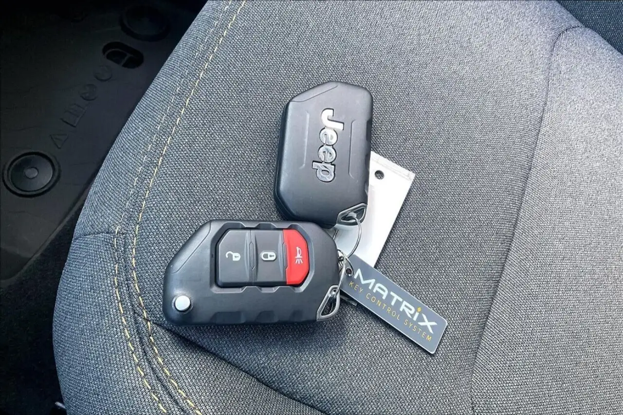 Jeep Wrangler снимка Jeep Wrangler