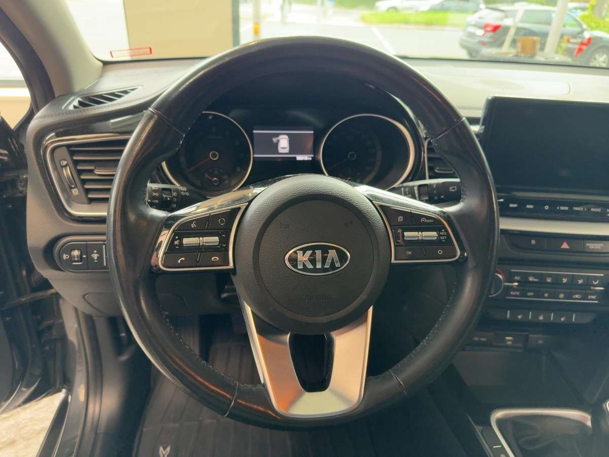 Kia XCeed