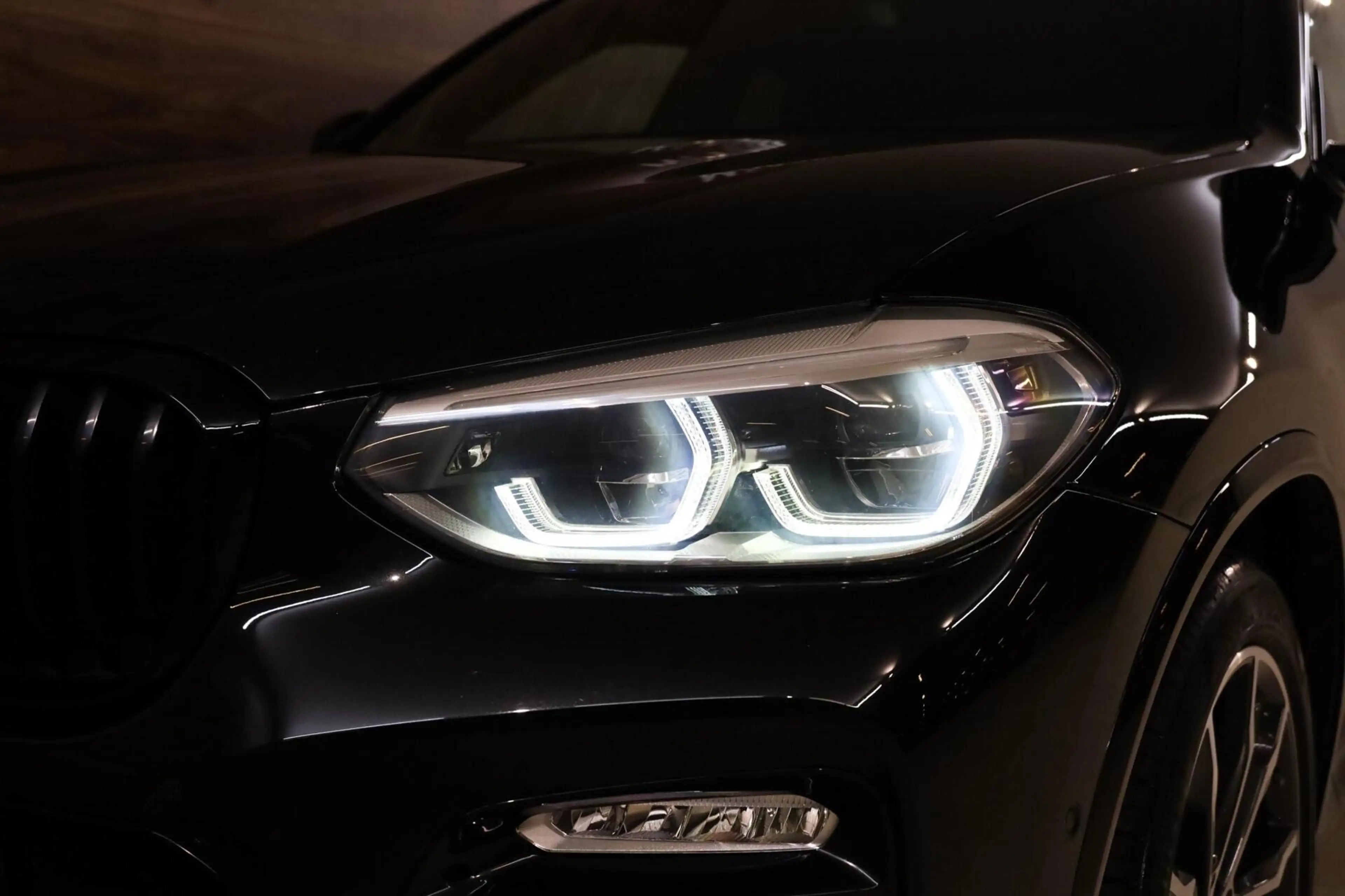 BMW X4 xDrive20i M-Sport|HUD|Carplay|Leder|Camera|Dodehoe — photo 25