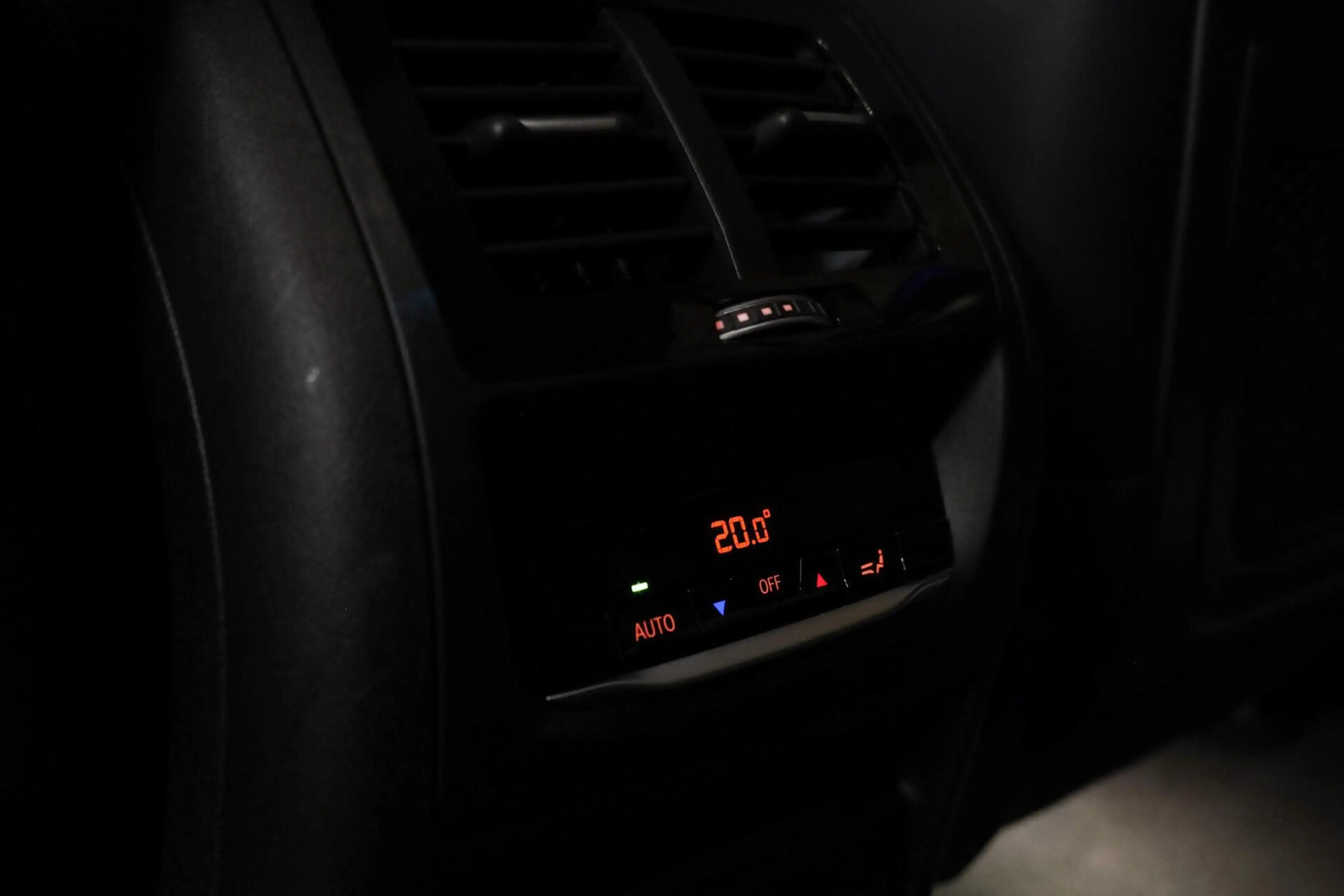 BMW X4 xDrive20i M-Sport|HUD|Carplay|Leder|Camera|Dodehoe — photo 12