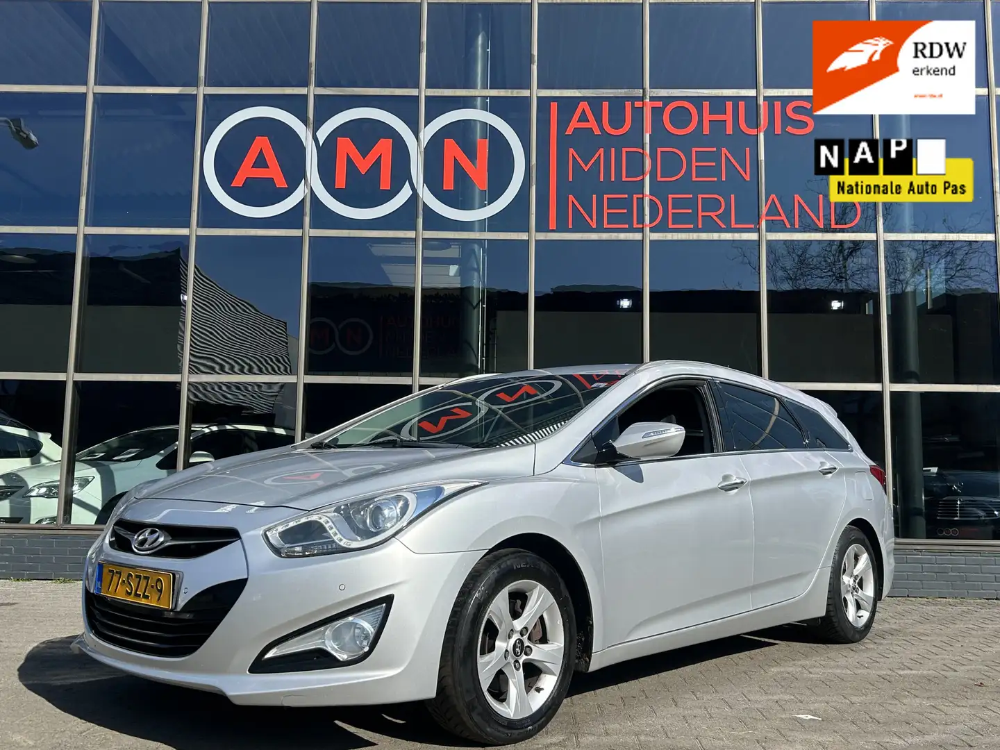 Hyundai i40 Wagon 1.6 Export prijs Cruisectr,Navigatie,PDCv/a, Grijs - 1