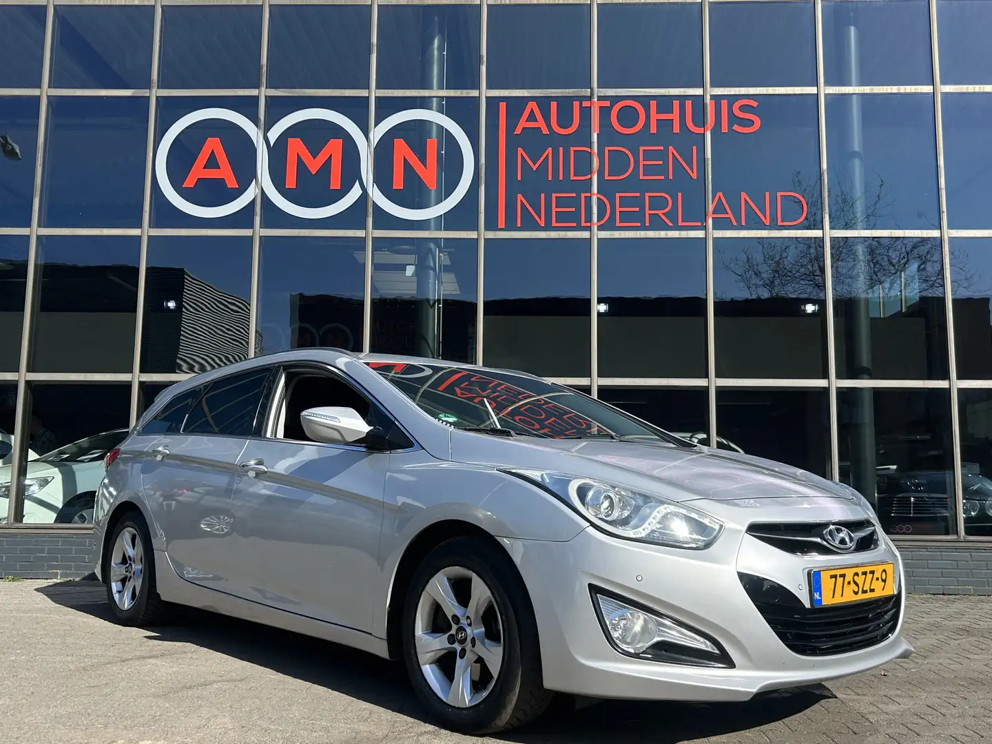 Hyundai i40 Wagon 1.6 Export prijs Cruisectr,Navigatie,PDCv/a, Grijs - 2