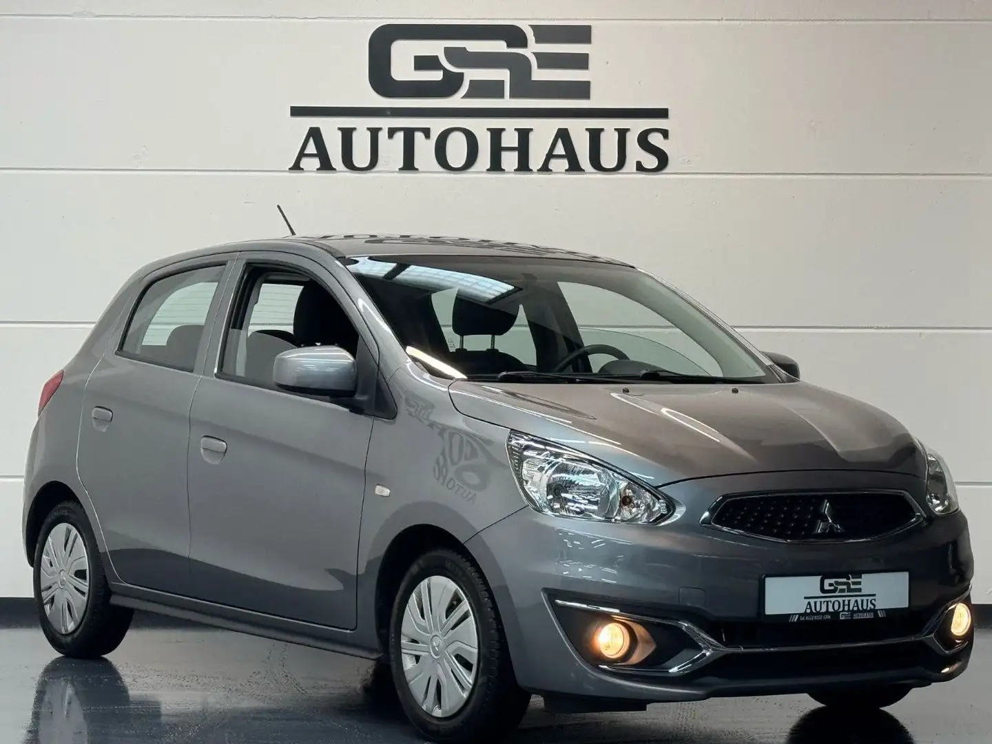 Mitsubishi Space Star Diamant Edition*Navi*Kamera*Pdc*Klima Grau - 1