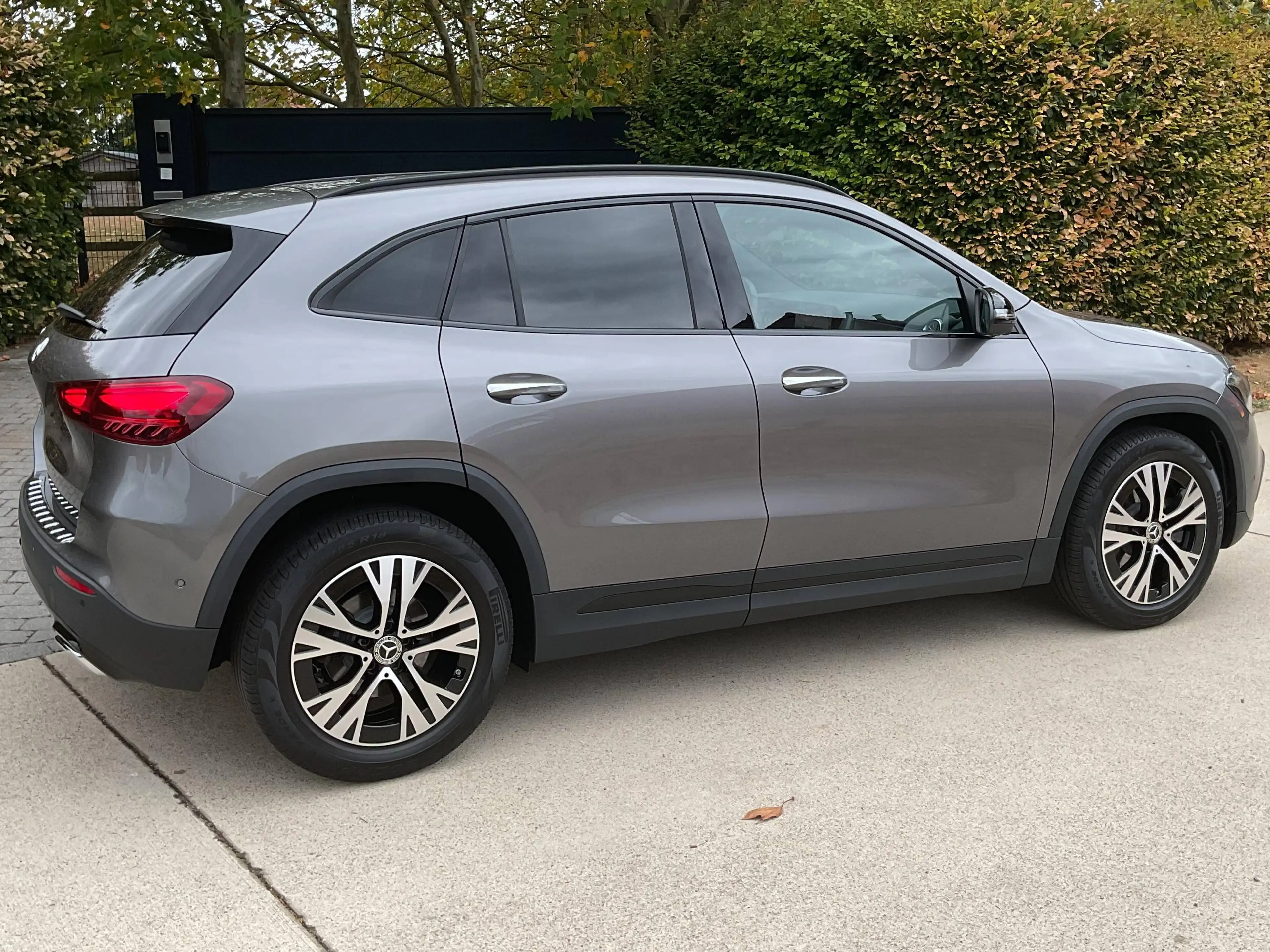 Mercedes-Benz GLA 180 Nightpakket * 360° Camera * Sfeerverlichting * Dodehoekassistent — photo 6