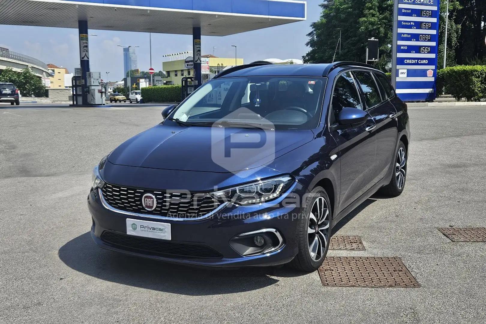Fiat Tipo Tipo 1.6 Mjt S&S SW Lounge Blau - 1
