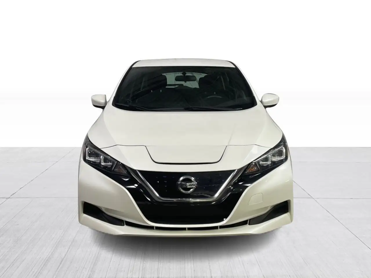 Nissan Leaf снимка Nissan Leaf