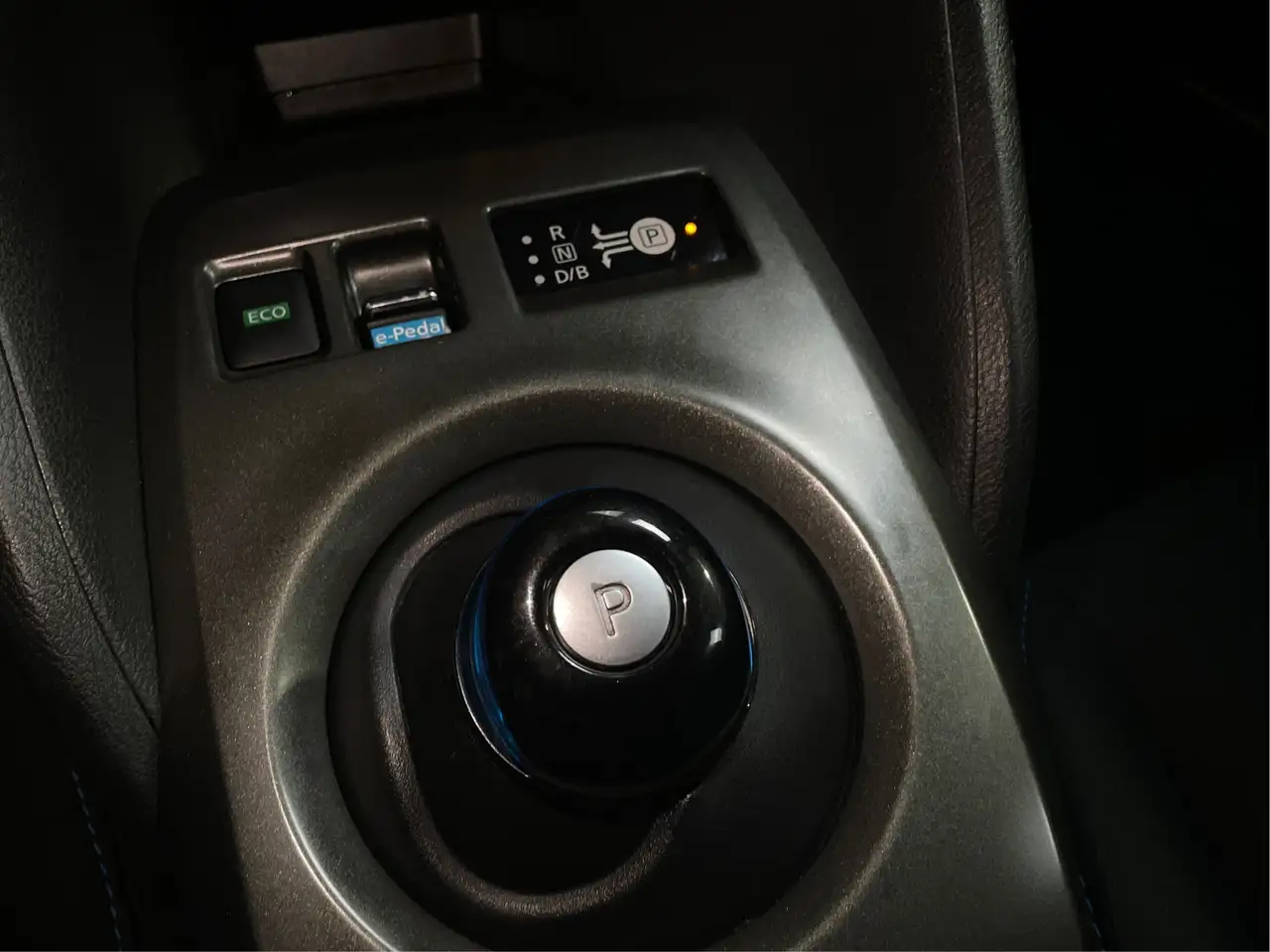 Nissan Leaf снимка Nissan Leaf