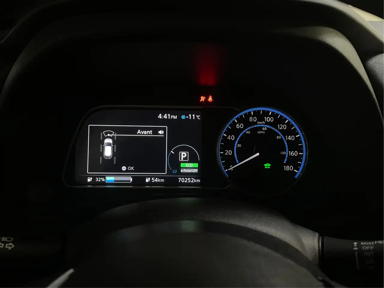 Nissan Leaf снимка Nissan Leaf
