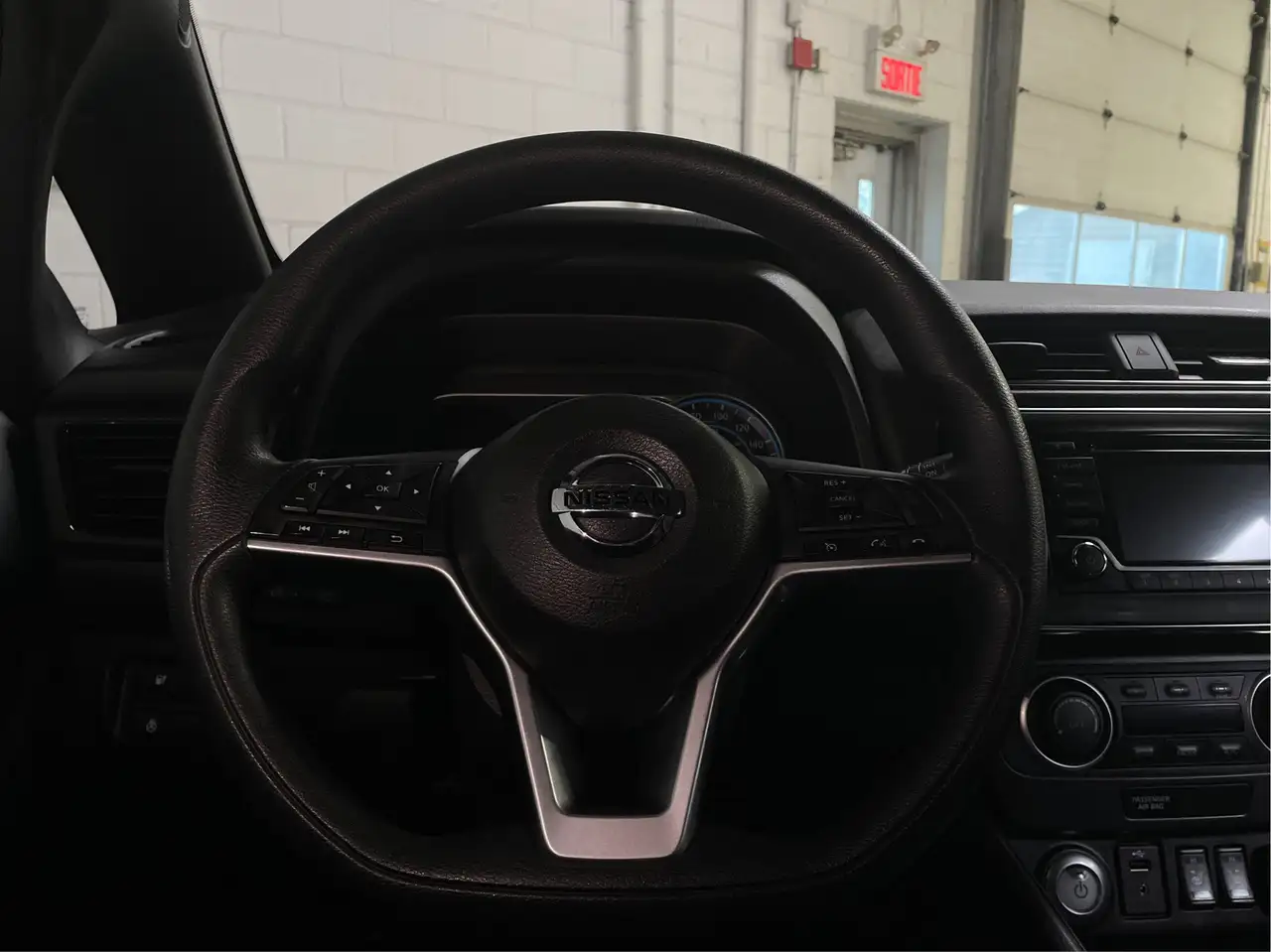 Nissan Leaf снимка Nissan Leaf