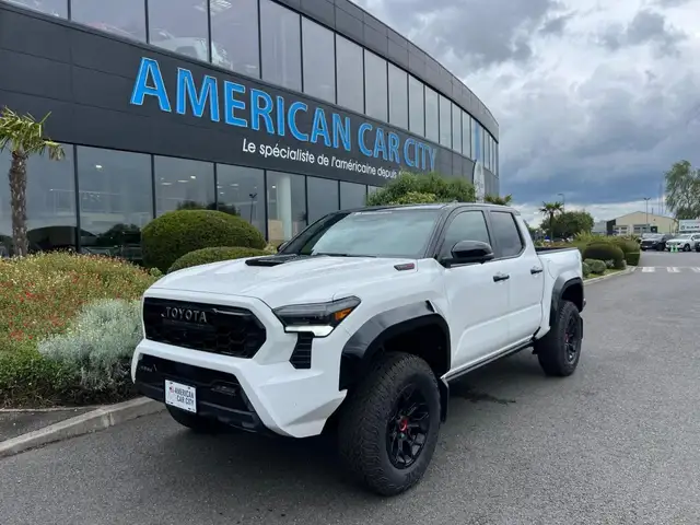 Toyota Tacoma TRD PRO I-FORCE MAX 2.4L 4-Cyl. Turbo Hybrid