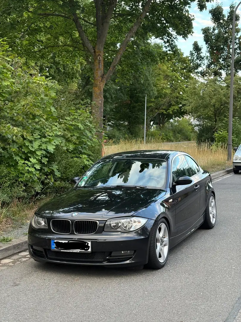 BMW 123 123d DPF Negro - 1