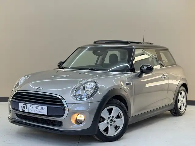 MINI Cooper Mini 1.5 Salt Business Origineel Nederlands, Panor