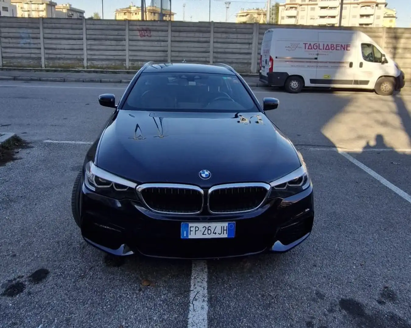 BMW 520 520d Touring xdrive Luxury, Pacchetto M Sport Blu/Azzurro - 1