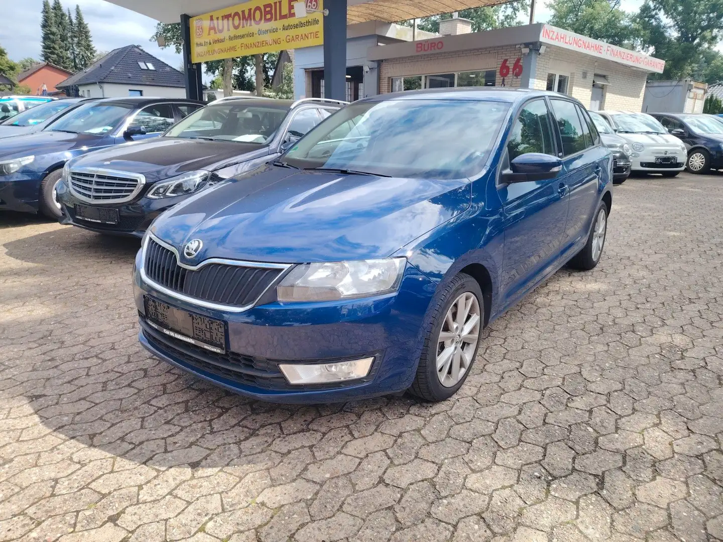 Skoda Rapid/Spaceback Spaceback Joy / 1. Hand / Blau - 1