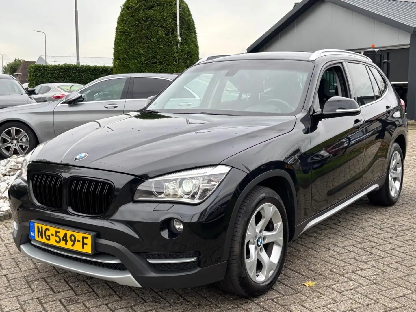 BMW X1 XDrive Diesel 2013 Facelift Trekhaak Xenon Led Schwarz - 1