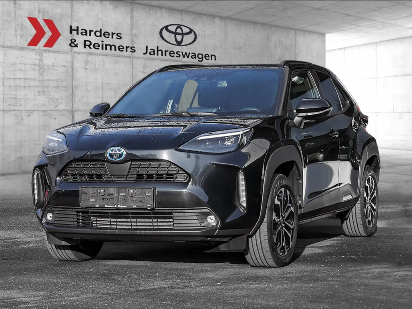 Toyota Yaris Cross Hybrid Style AWD PDC HUD LED PANO Schwarz - 1