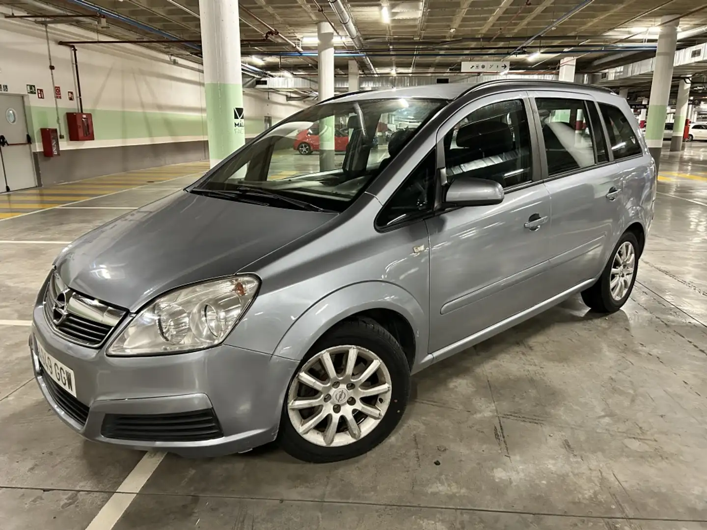 Opel Zafira 1.9CDTi Enjoy 120 Grey - 2