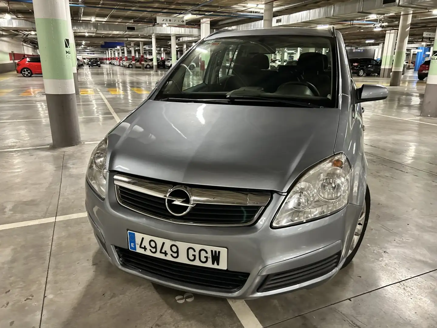Opel Zafira 1.9CDTi Enjoy 120 Grey - 1