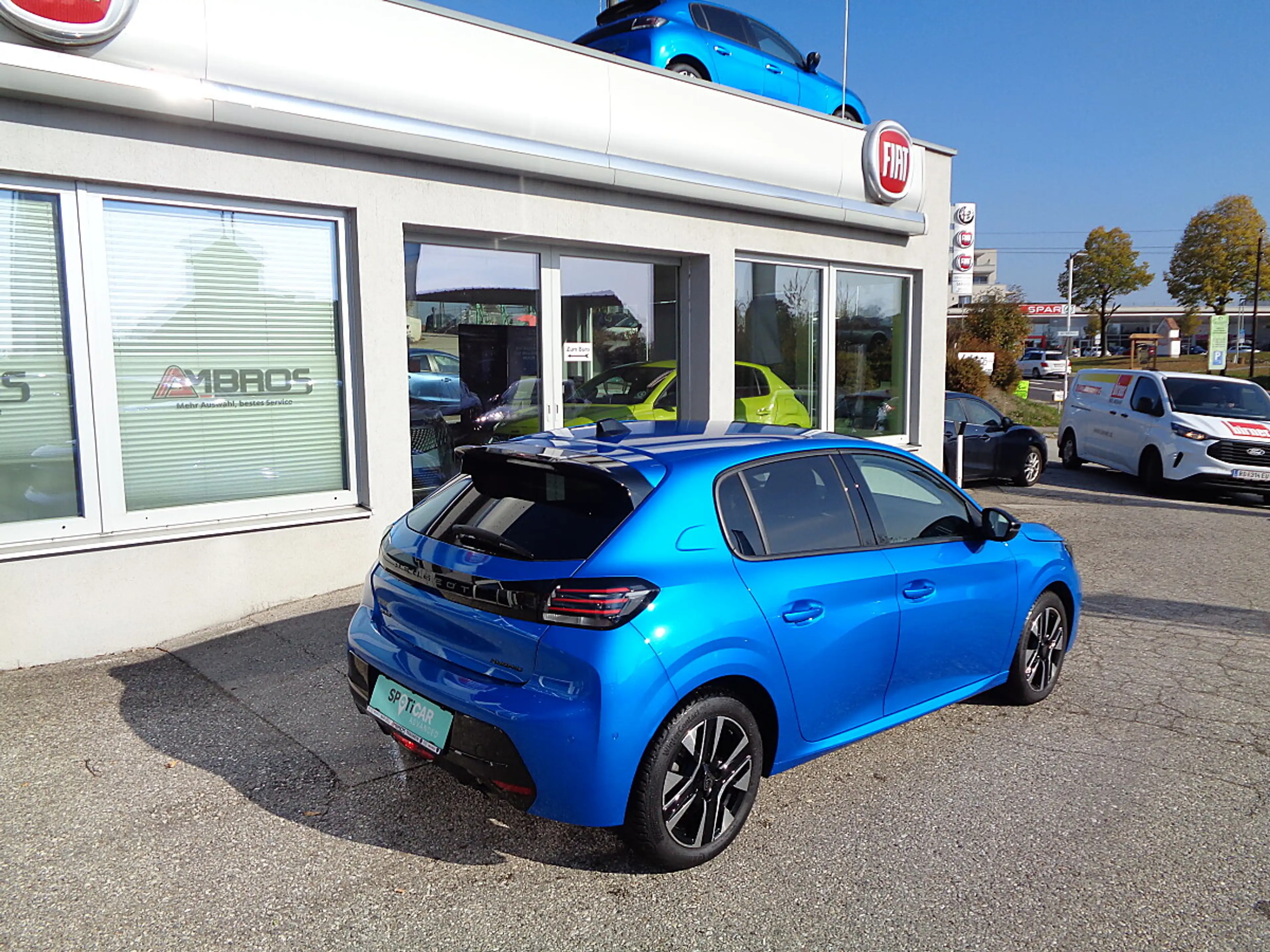 Peugeot 208 Hybrid 110 e-DCS6 Allure — photo 3