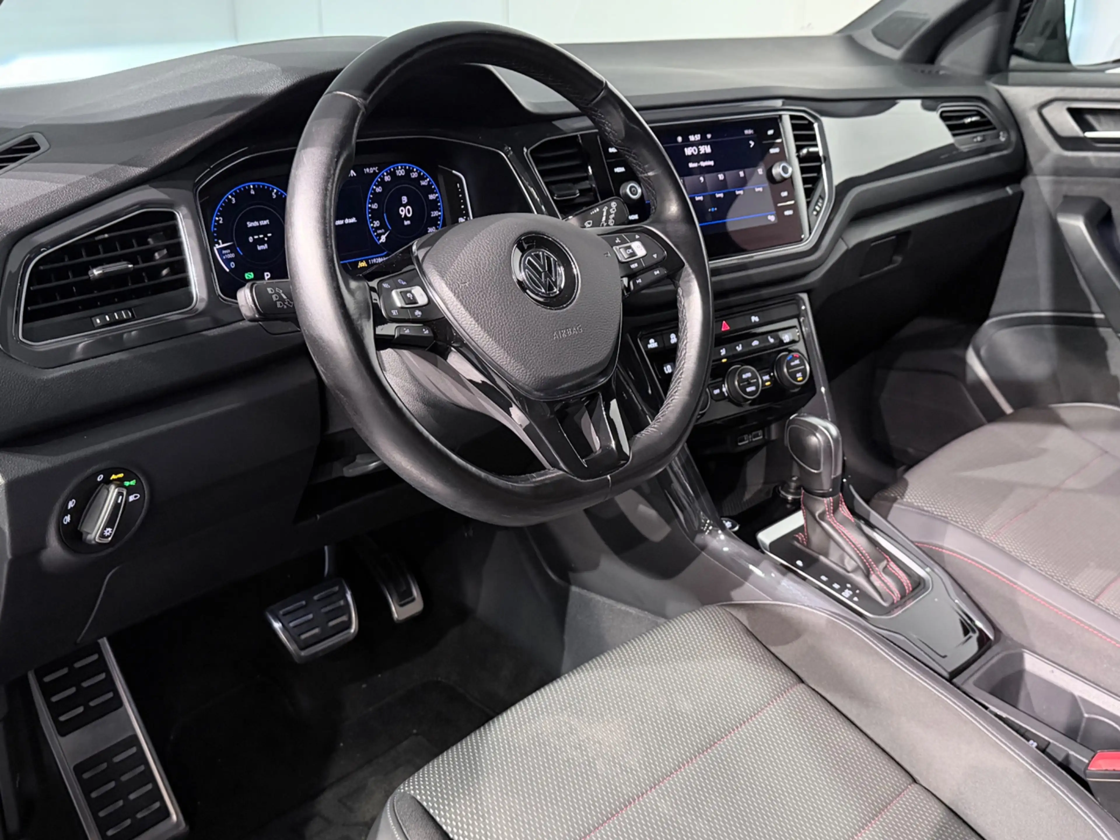 Volkswagen T-Roc 1.5 TSI Sport DSG /Virtual/Sfeer/ACC/Keyless/Camer — photo 11
