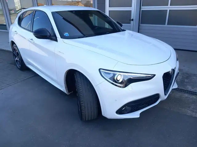 Alfa Romeo Stelvio 2.2 Veloce Q4 210cv auto