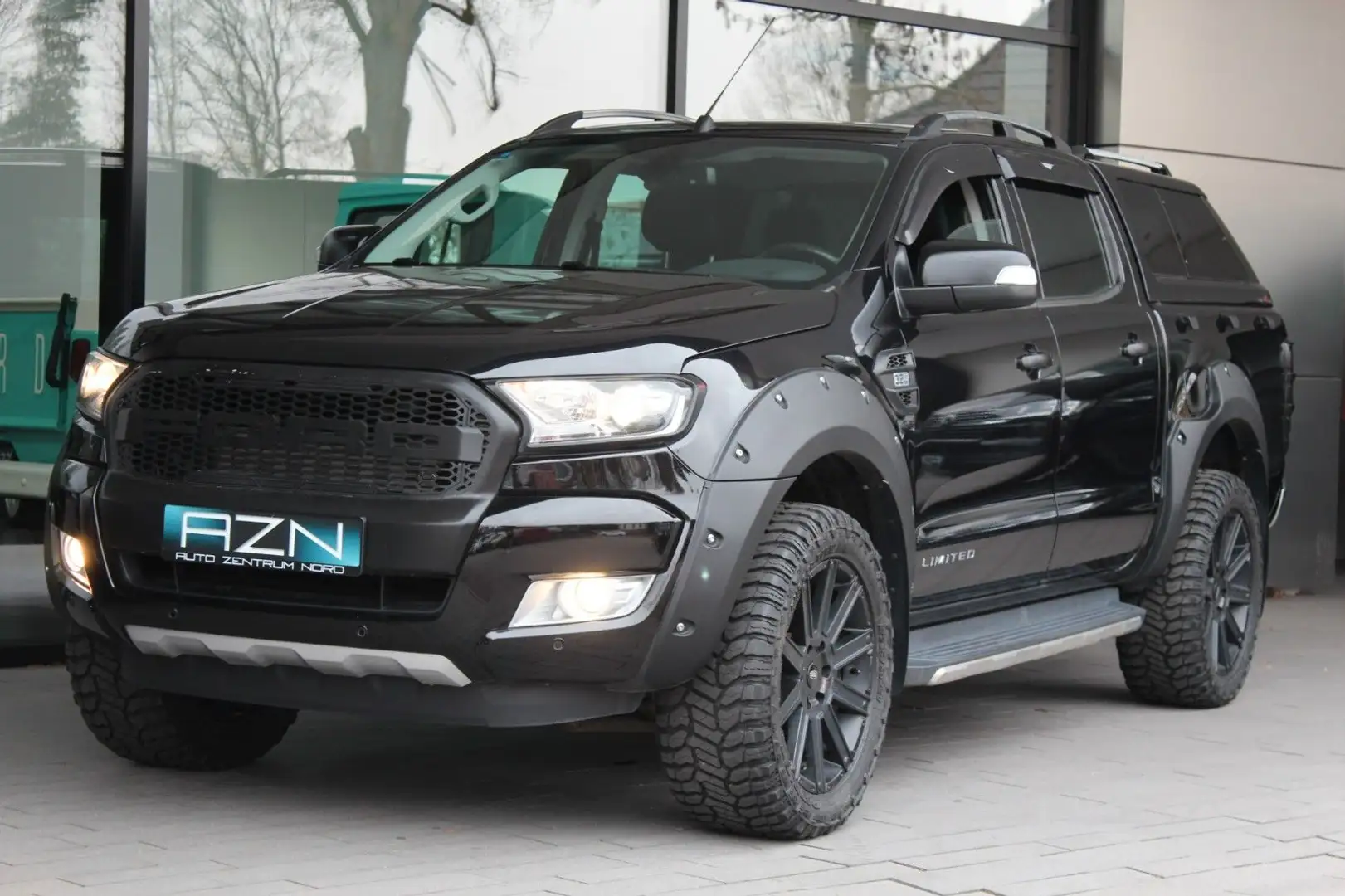 Ford Ranger 3.2 TDCi Limited 4x4 Hardtop nur 34tkm Zwart - 1