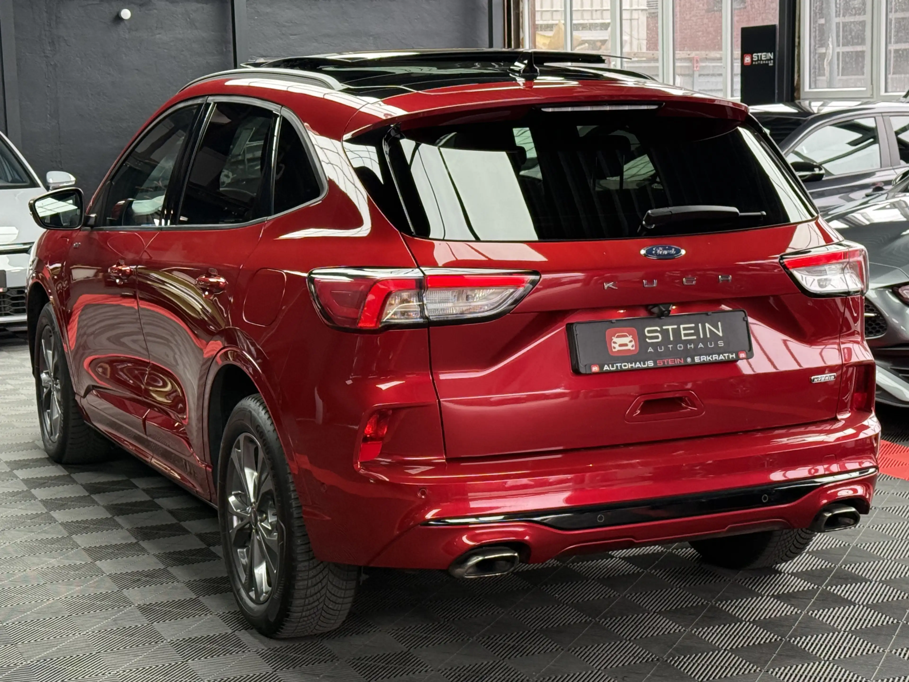 Ford Kuga Plug-In Hybrid ST-Line Pano ACC Lane HUD — photo 3