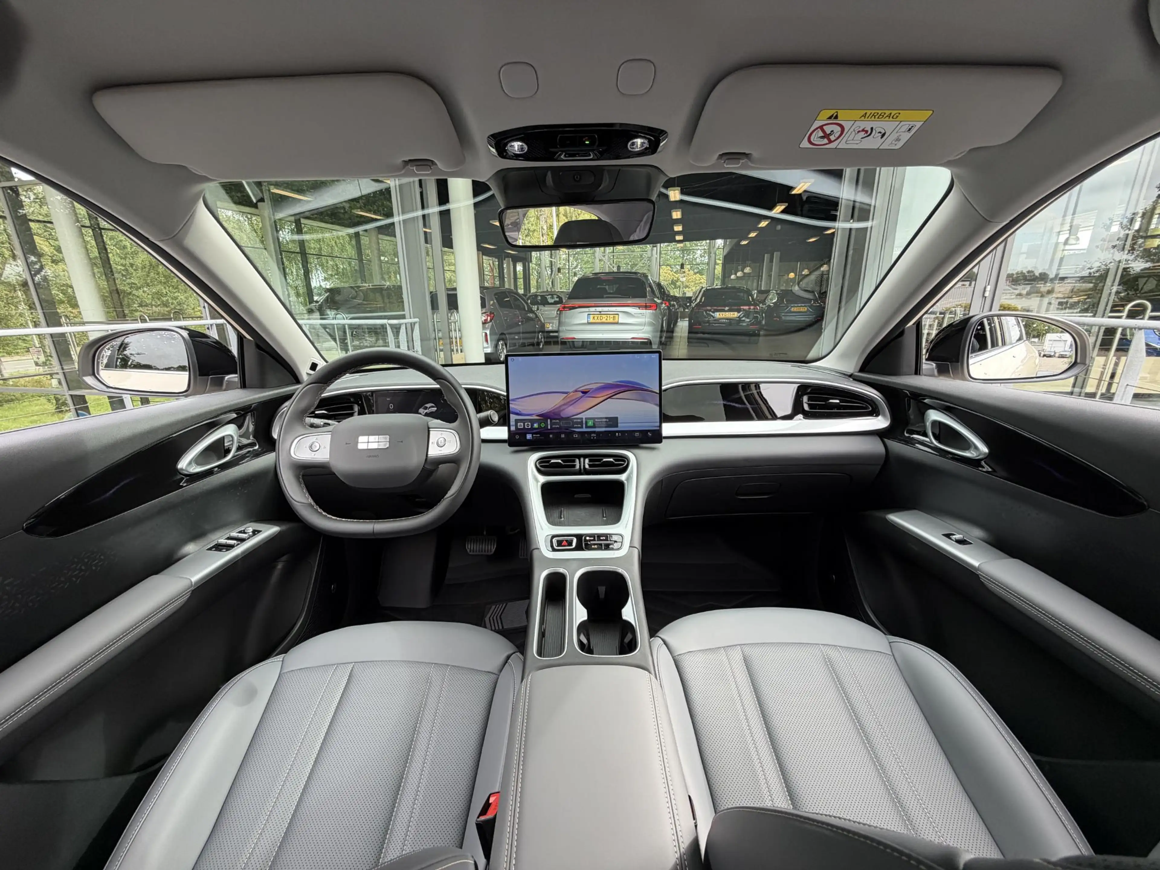 Geely E2 Ultra 47.14 kWh 116PK | DEMO — photo 3