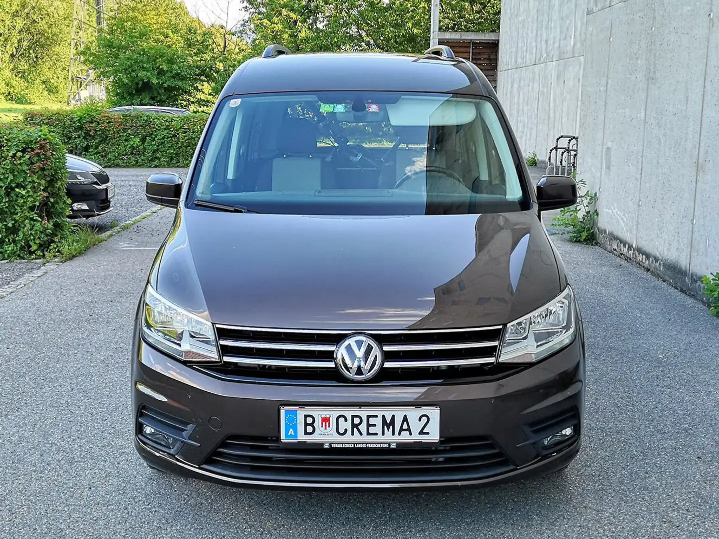 Volkswagen Caddy 2.0 TDI Comfortline BMT Braun - 2