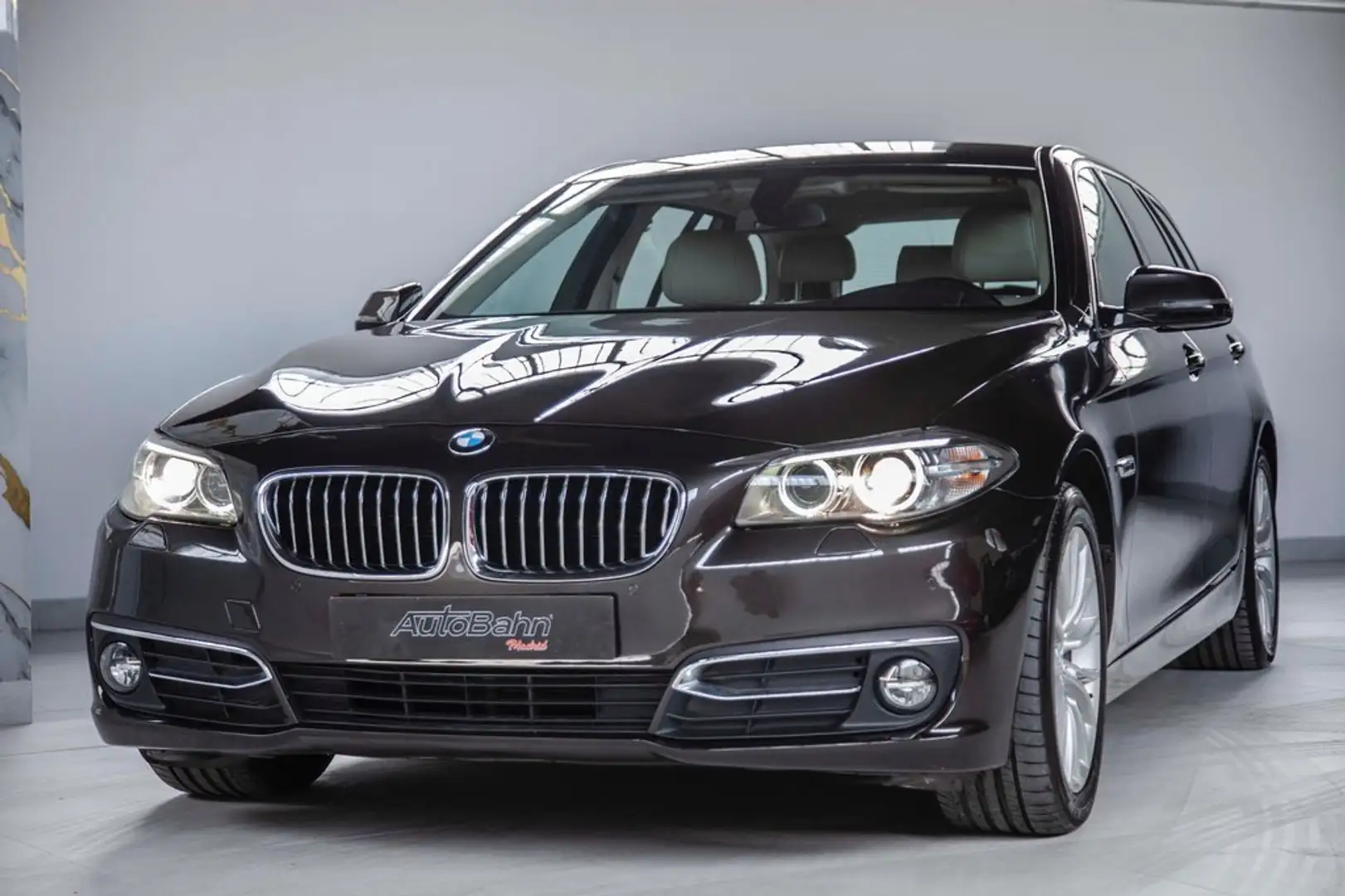 BMW 520 520dA Touring Gris - 2