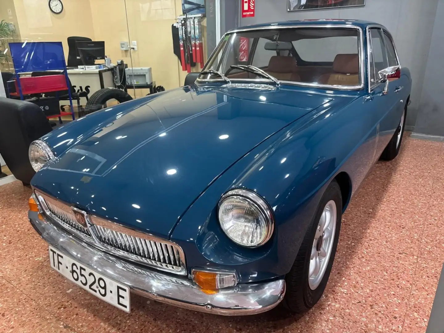 MG MG B GT (Gummi) Azul - 1