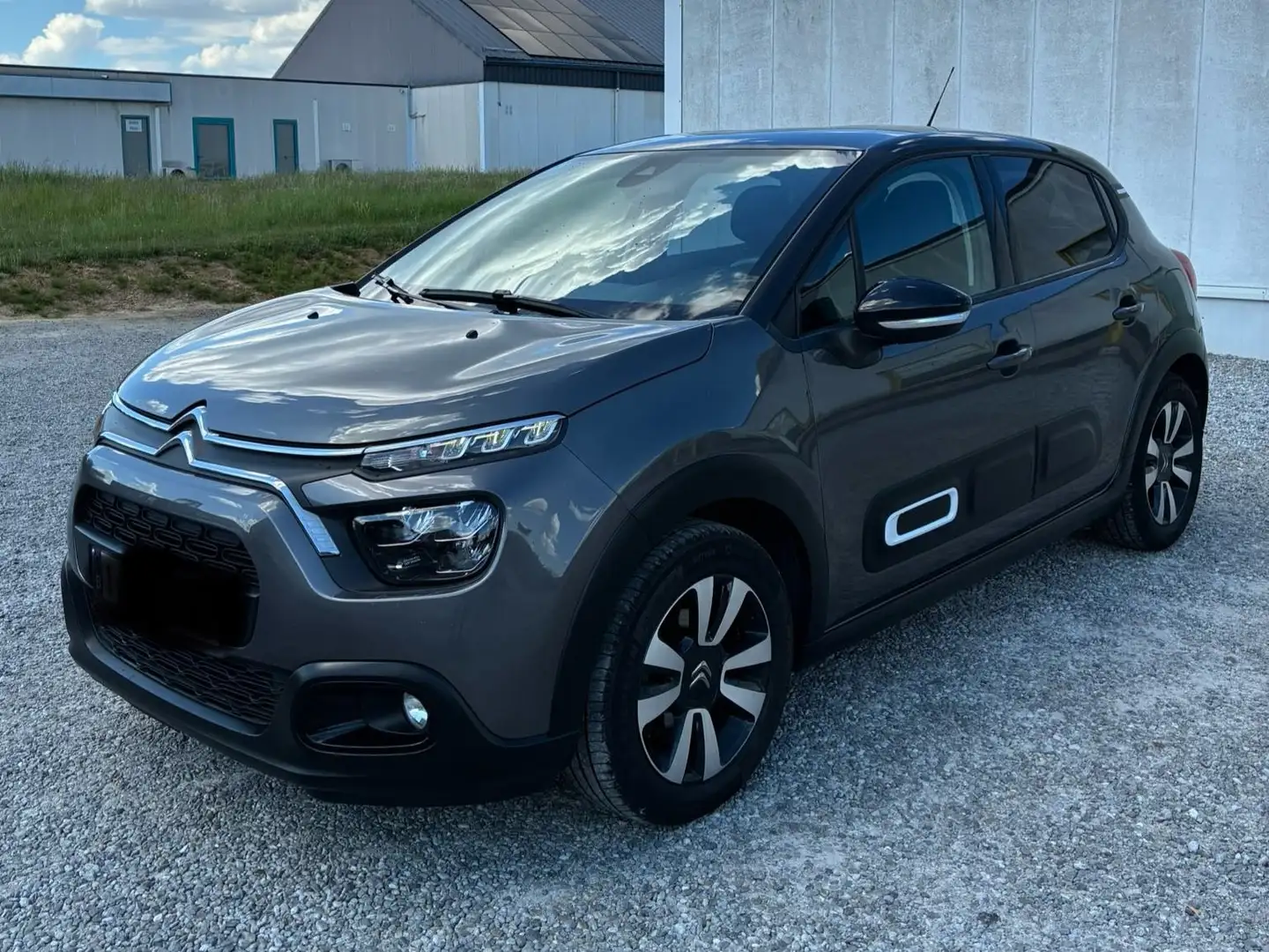 Citroen C3 C3 1.5 BlueHDi Shine S Grijs - 2