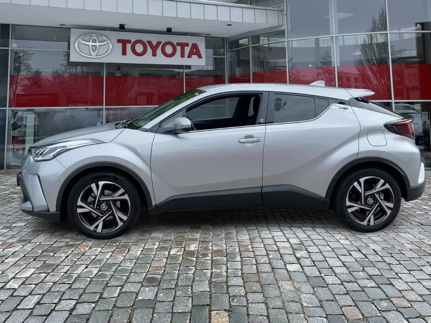 Toyota C-HR 2.0 Team D Argent - 2